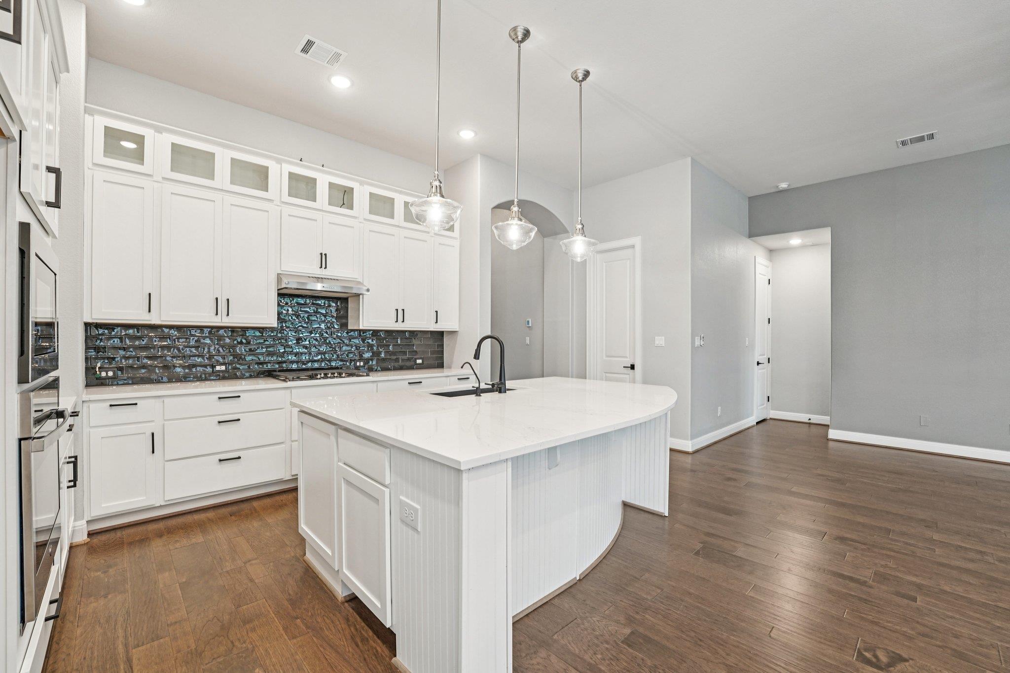 197 Left Fork Rd, Kyle, TX 78640