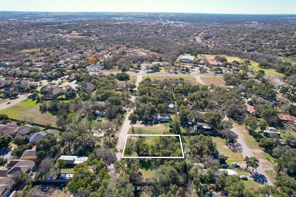 7904 Persimmon Trl, Austin, TX 78745