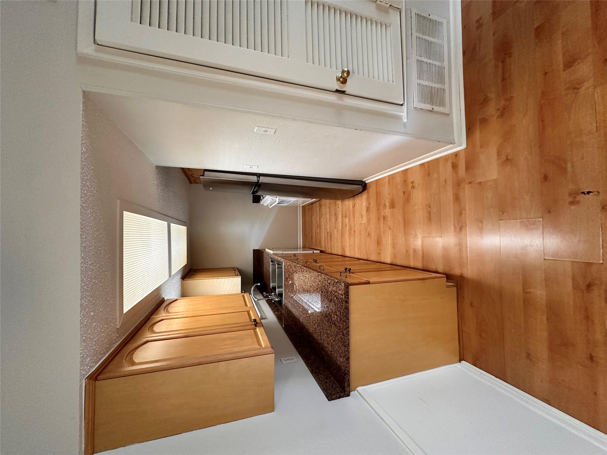 1725 Toomey Rd Rd # 201, Austin, TX 78704