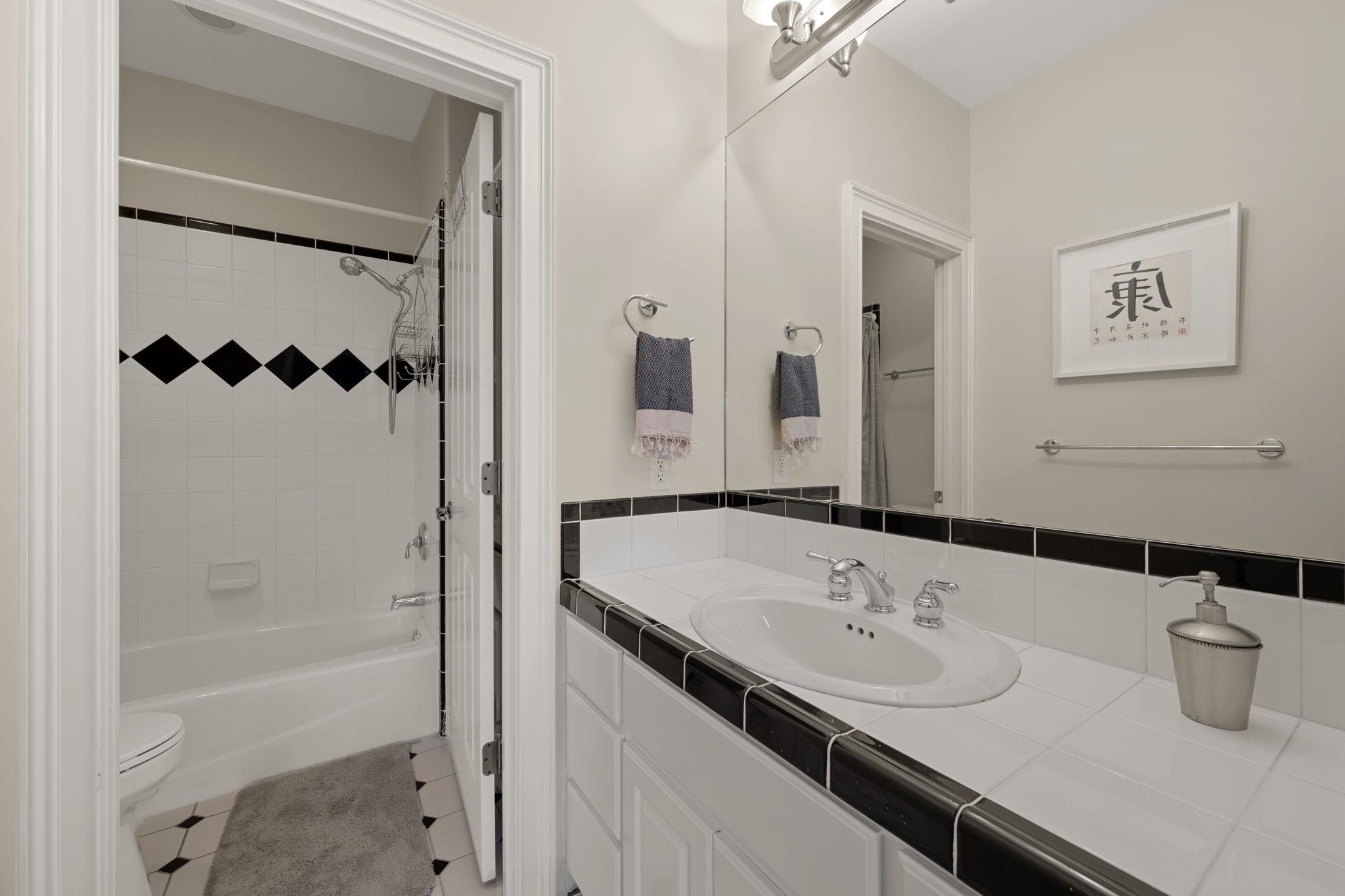 4201 Range View Cv, Austin, TX 78730