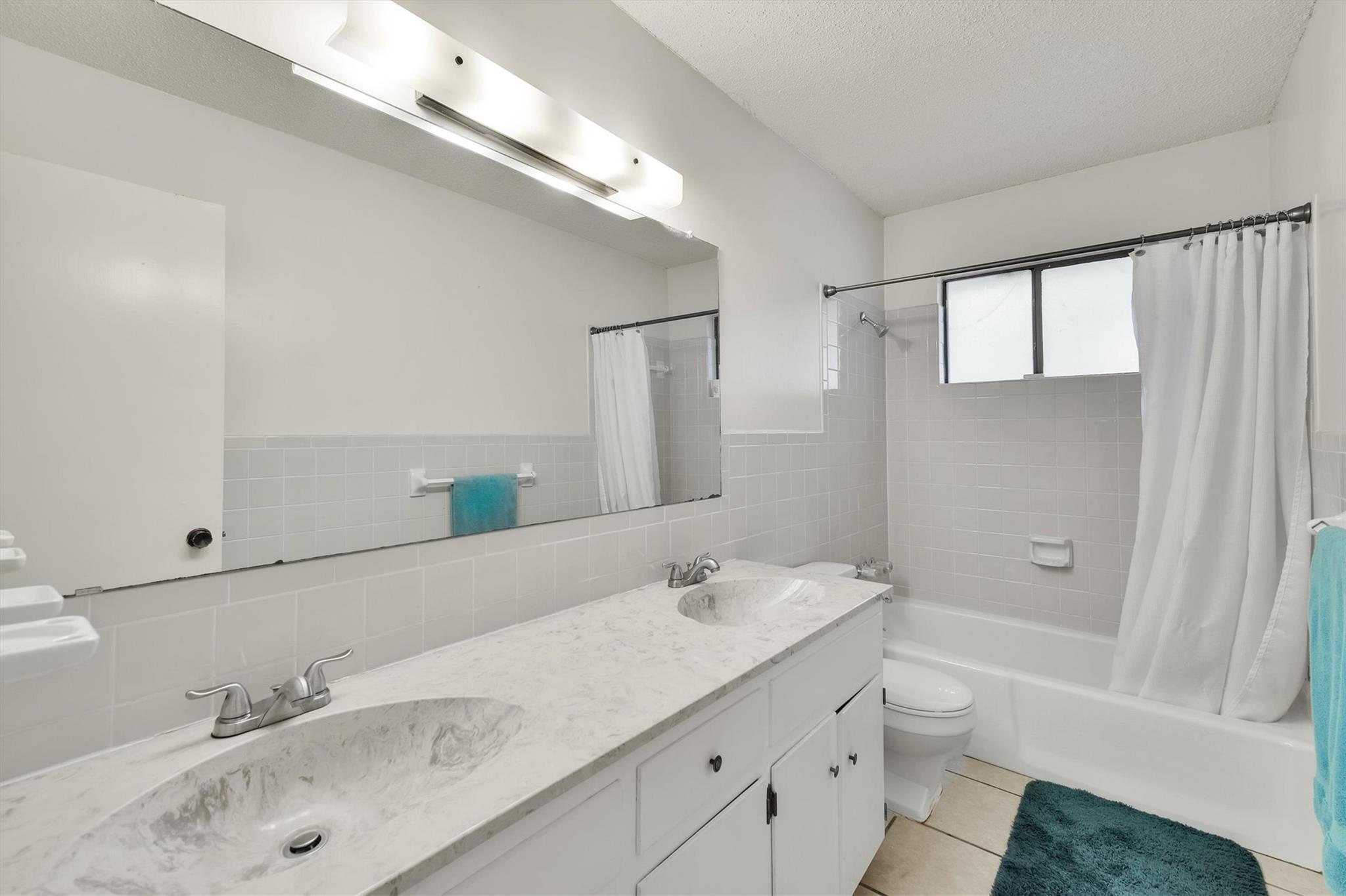 1008 Hermitage Dr, Austin, TX 78753