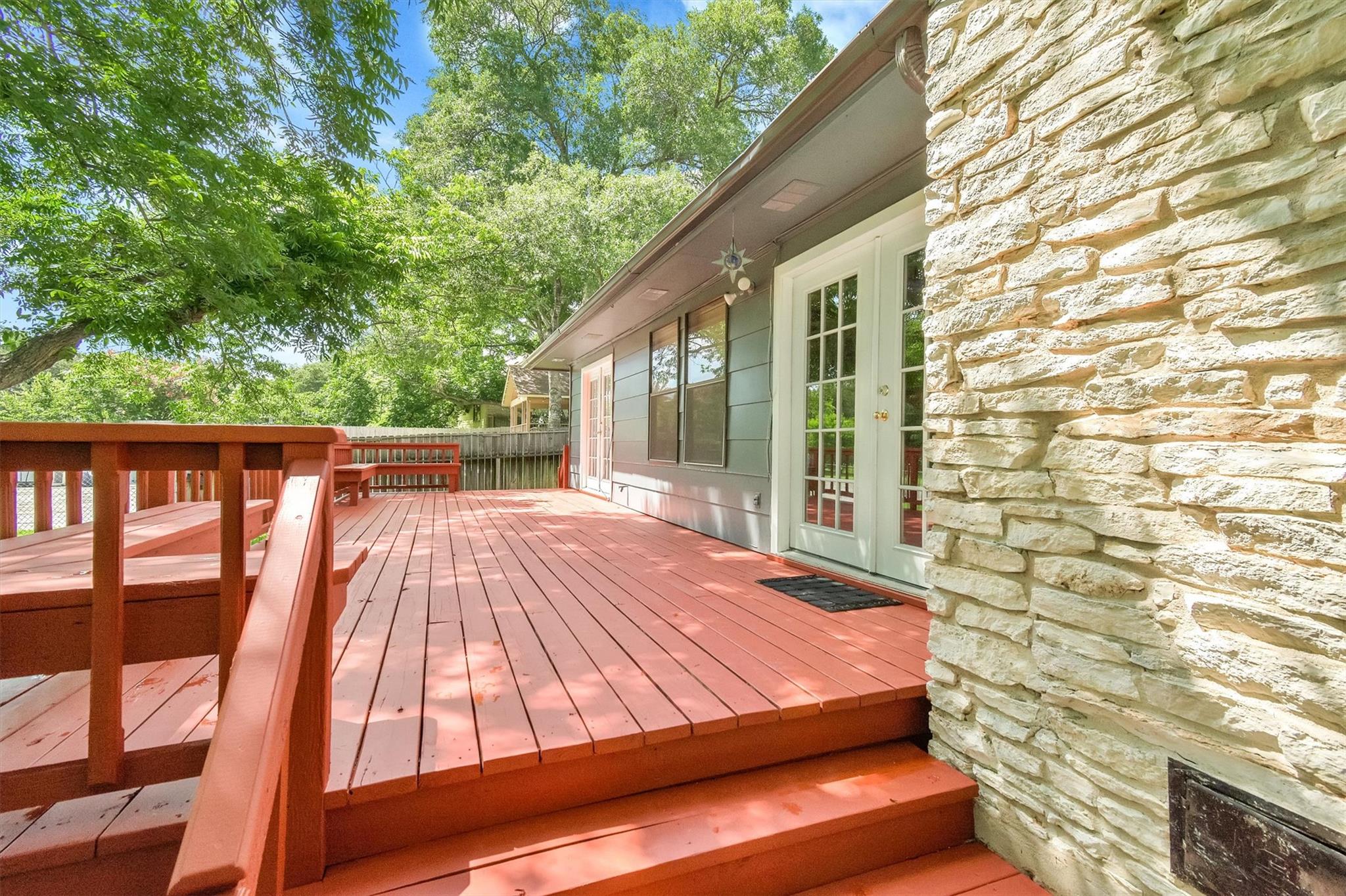 1008 Hermitage Dr, Austin, TX 78753