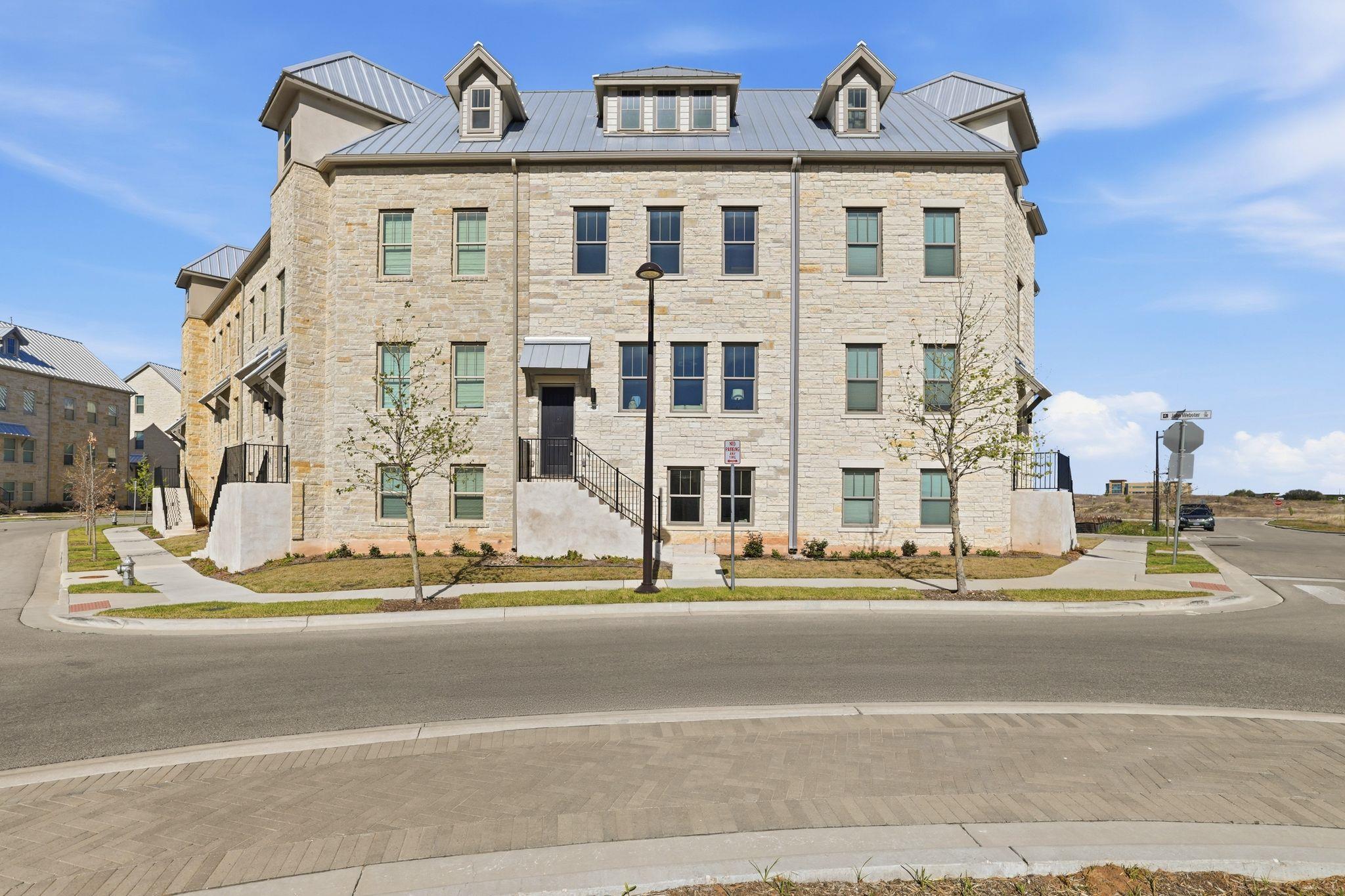 905 Pullman St, Leander, TX 78641