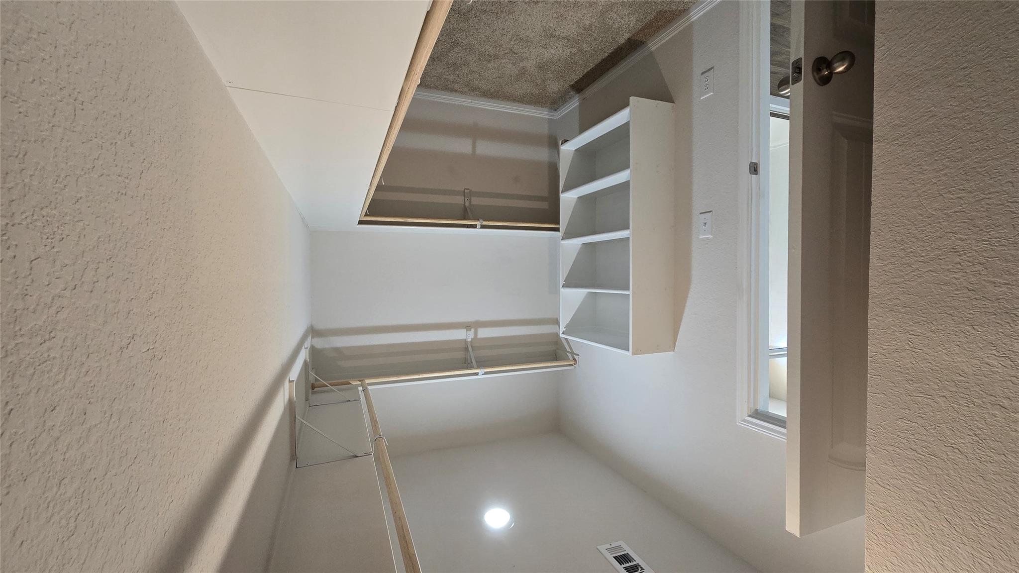 313 Charles Trl, Georgetown, TX 78626