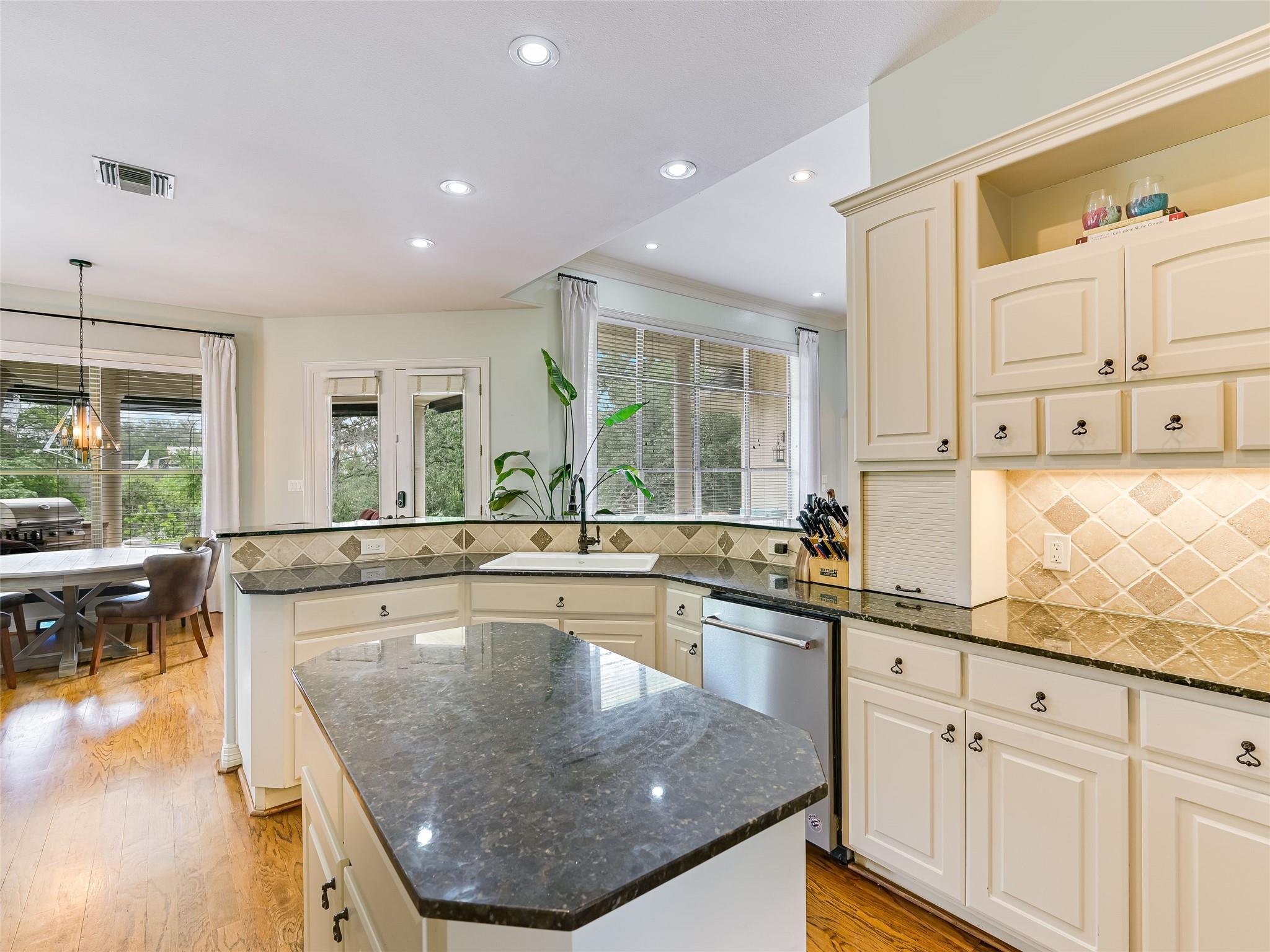 247 Colovista Pkwy, Bastrop, TX 78602