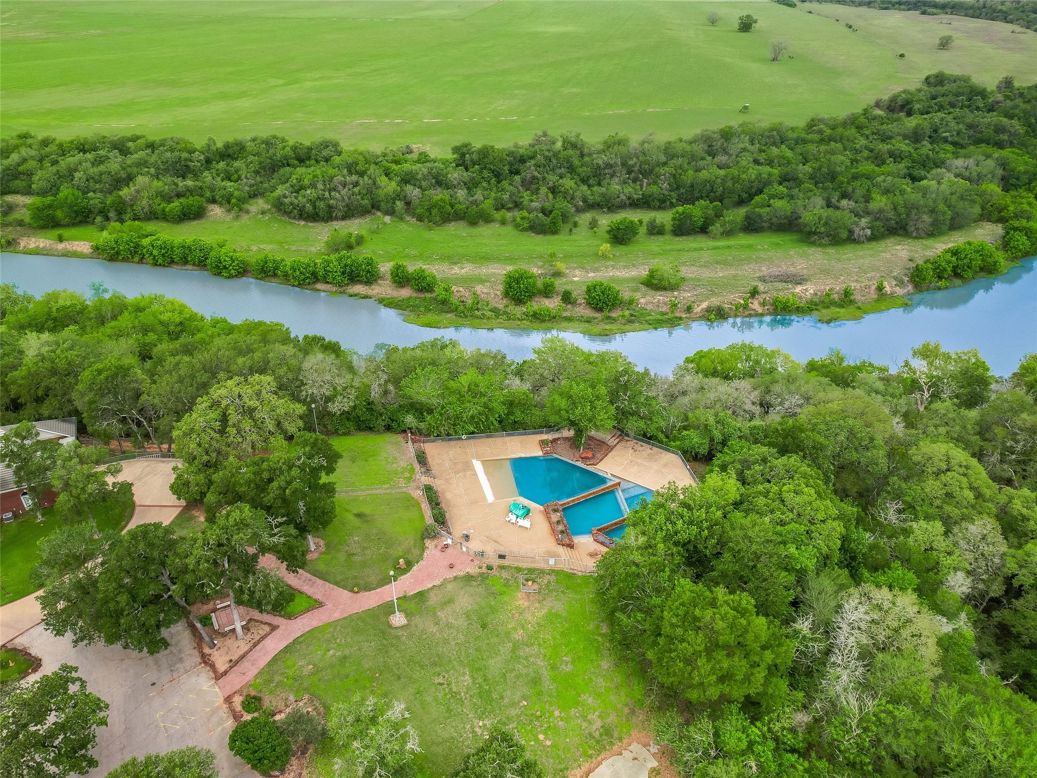 247 Colovista Pkwy, Bastrop, TX 78602