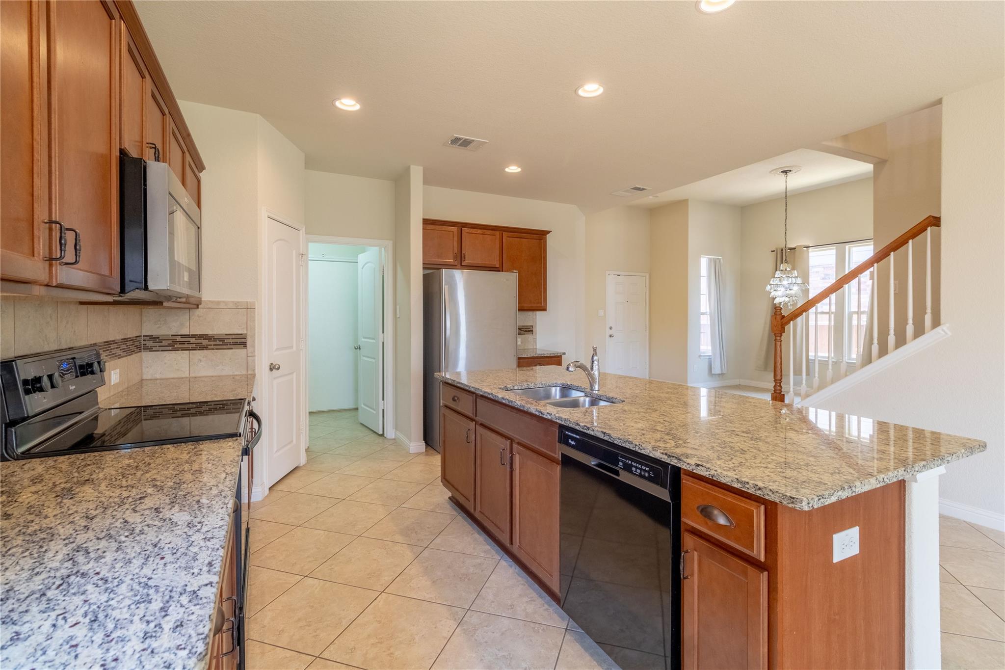 16121 Mcaloon Way, Austin, TX 78728
