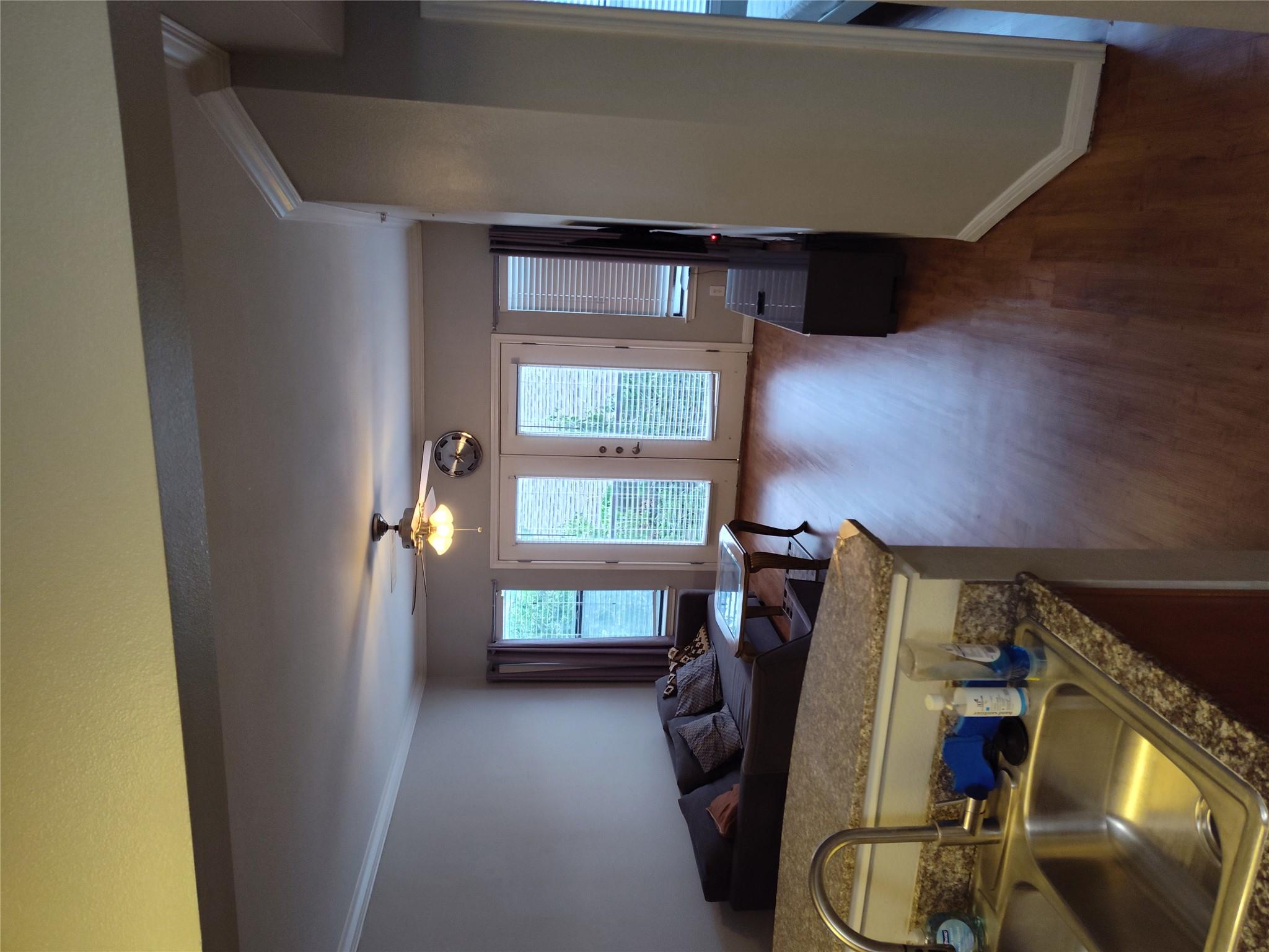 2502 Leon St # 304, Austin, TX 78705