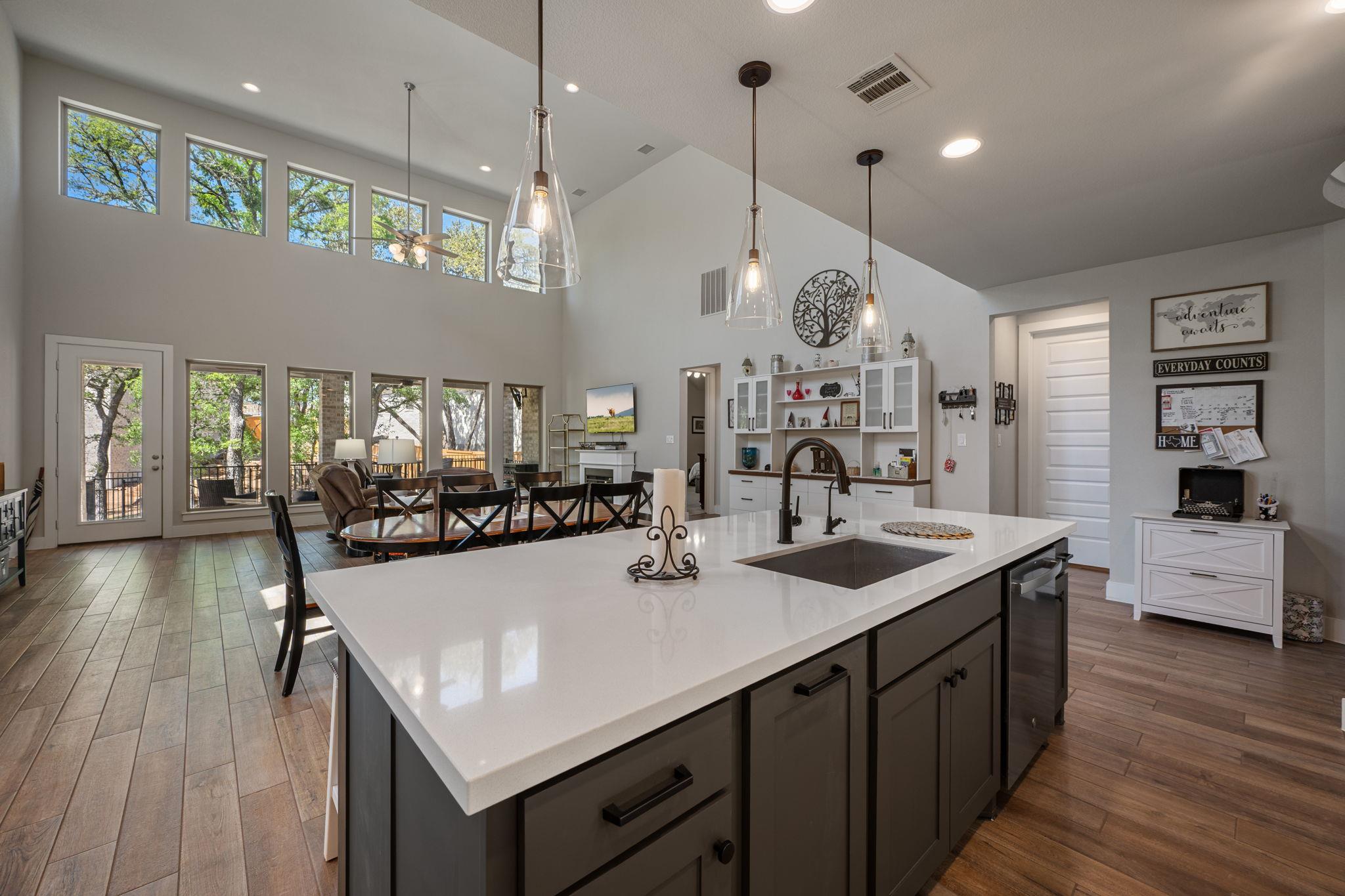 238 Brewer St, Kyle, TX 78640