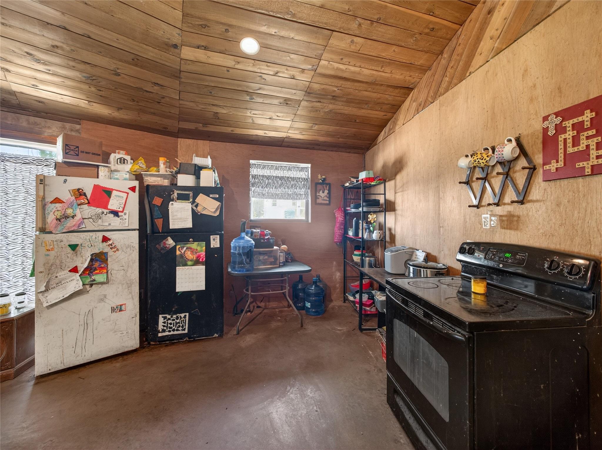 21500 Firefly Rd, Florence, TX 76527