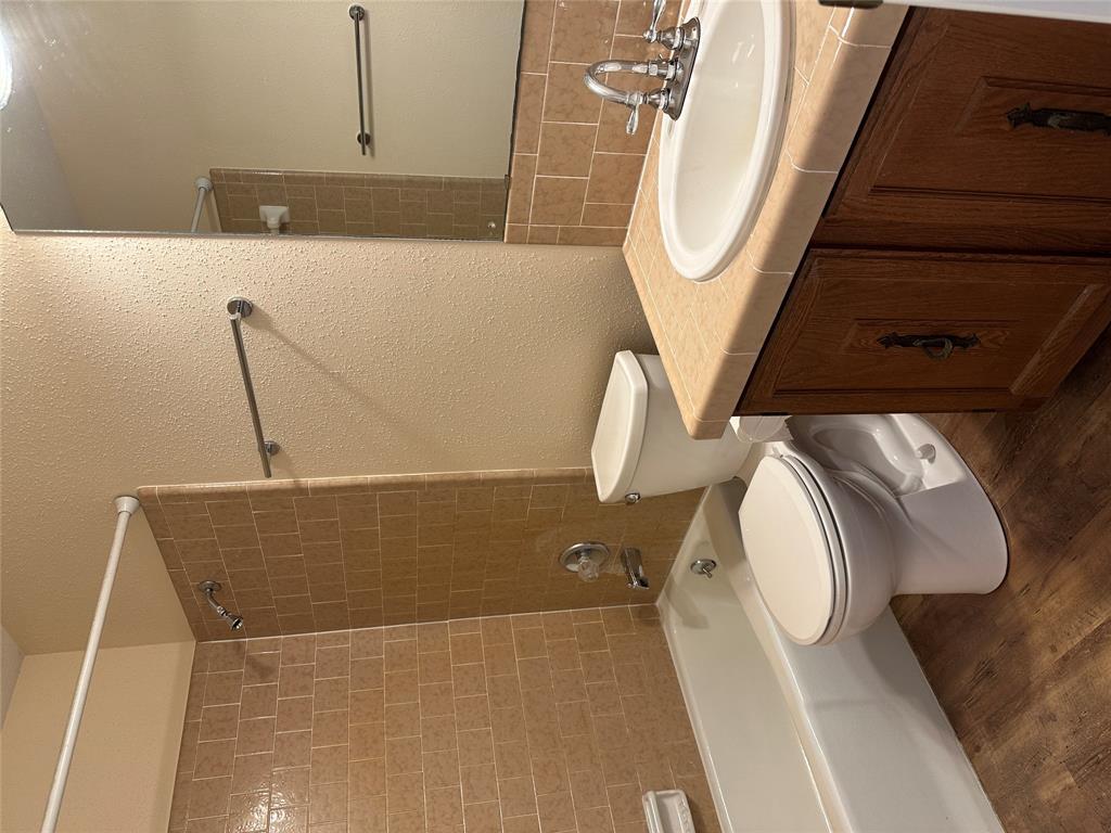 1047 Private Road 3022, Elgin, TX 78621