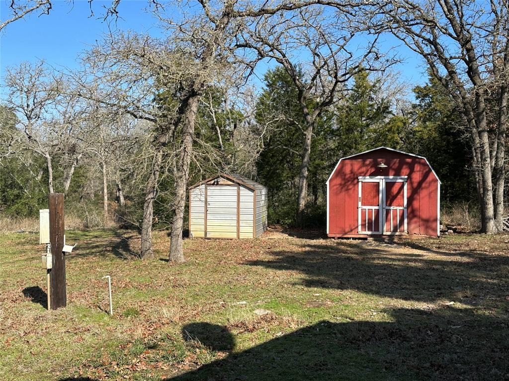 1047 Private Road 3022, Elgin, TX 78621