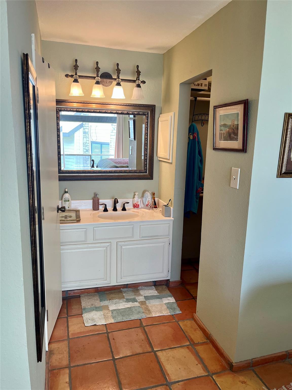 103 Island Dr # 8, Horseshoe Bay, TX 78657