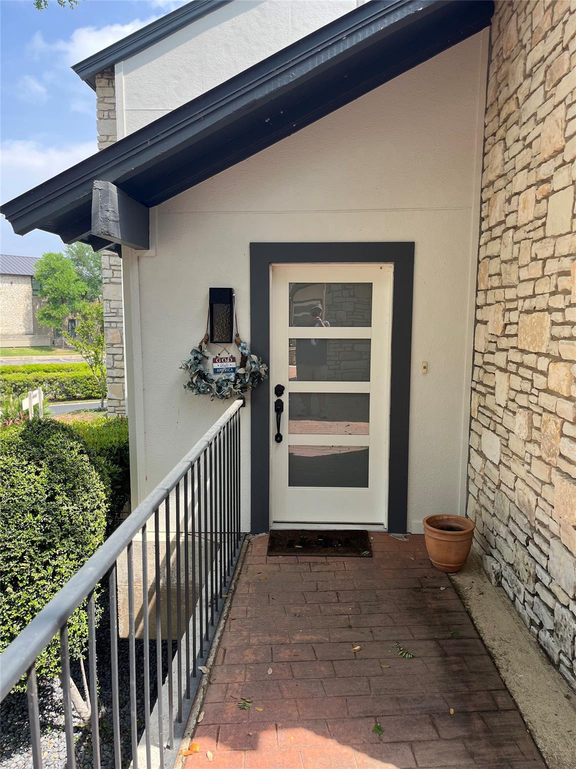 103 Island Dr # 8, Horseshoe Bay, TX 78657