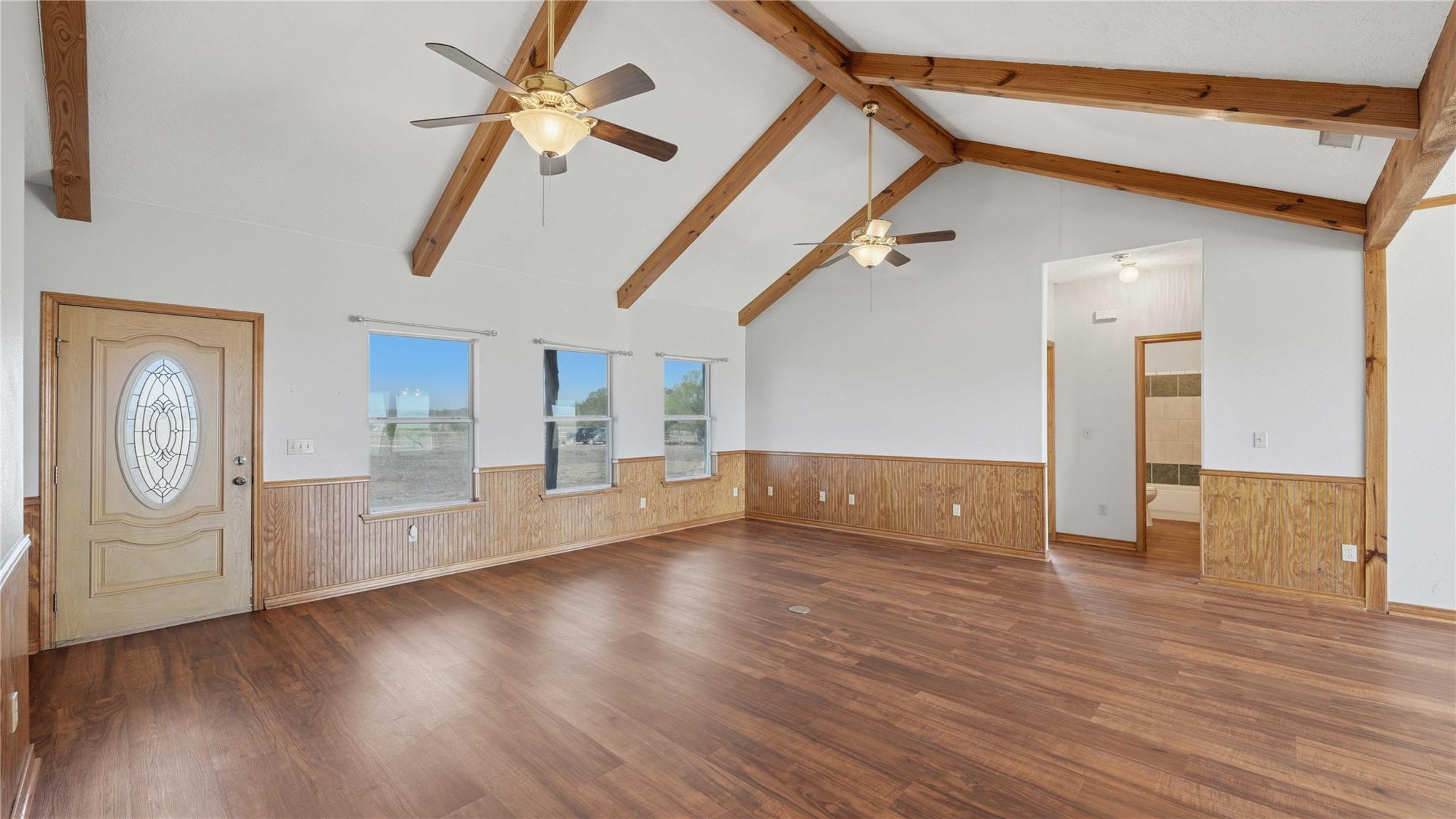 4355 SE River Rd, Martindale, TX 78655