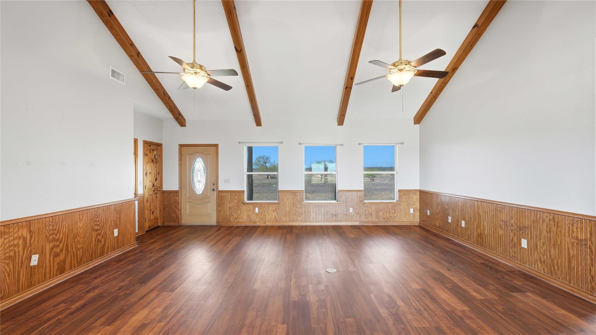 4355 SE River Rd, Martindale, TX 78655