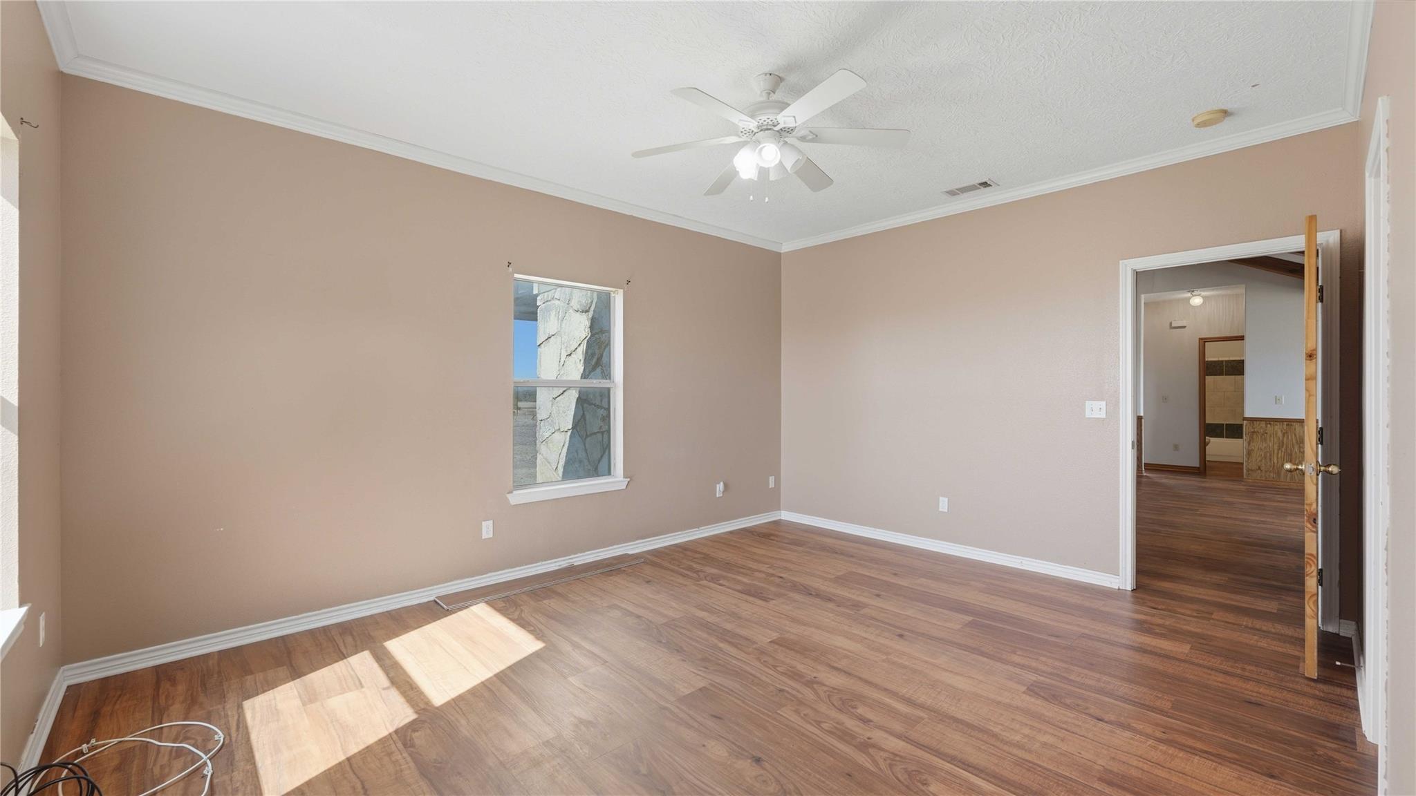 4355 SE River Rd, Martindale, TX 78655