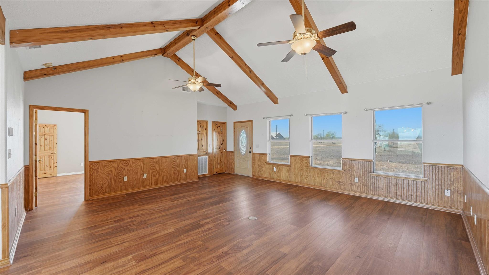 4355 SE River Rd, Martindale, TX 78655