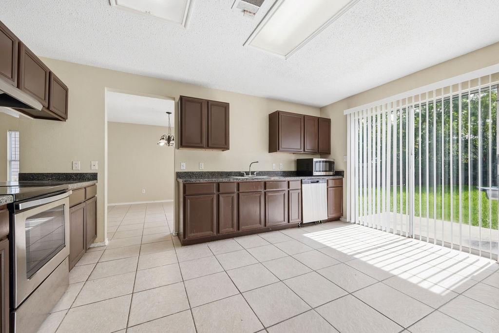 1109 Bradbury Ln, Austin, TX 78753