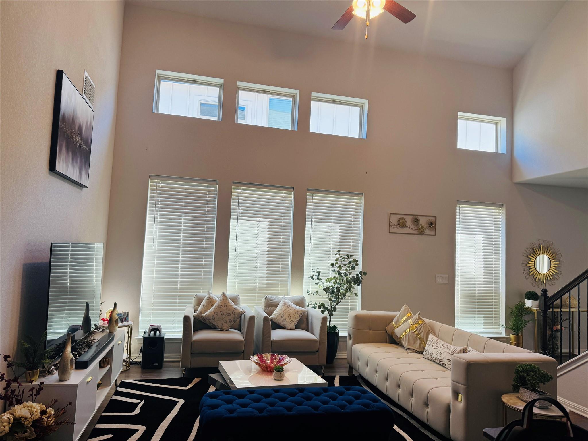 349 Rend Dr, Leander, TX 78641