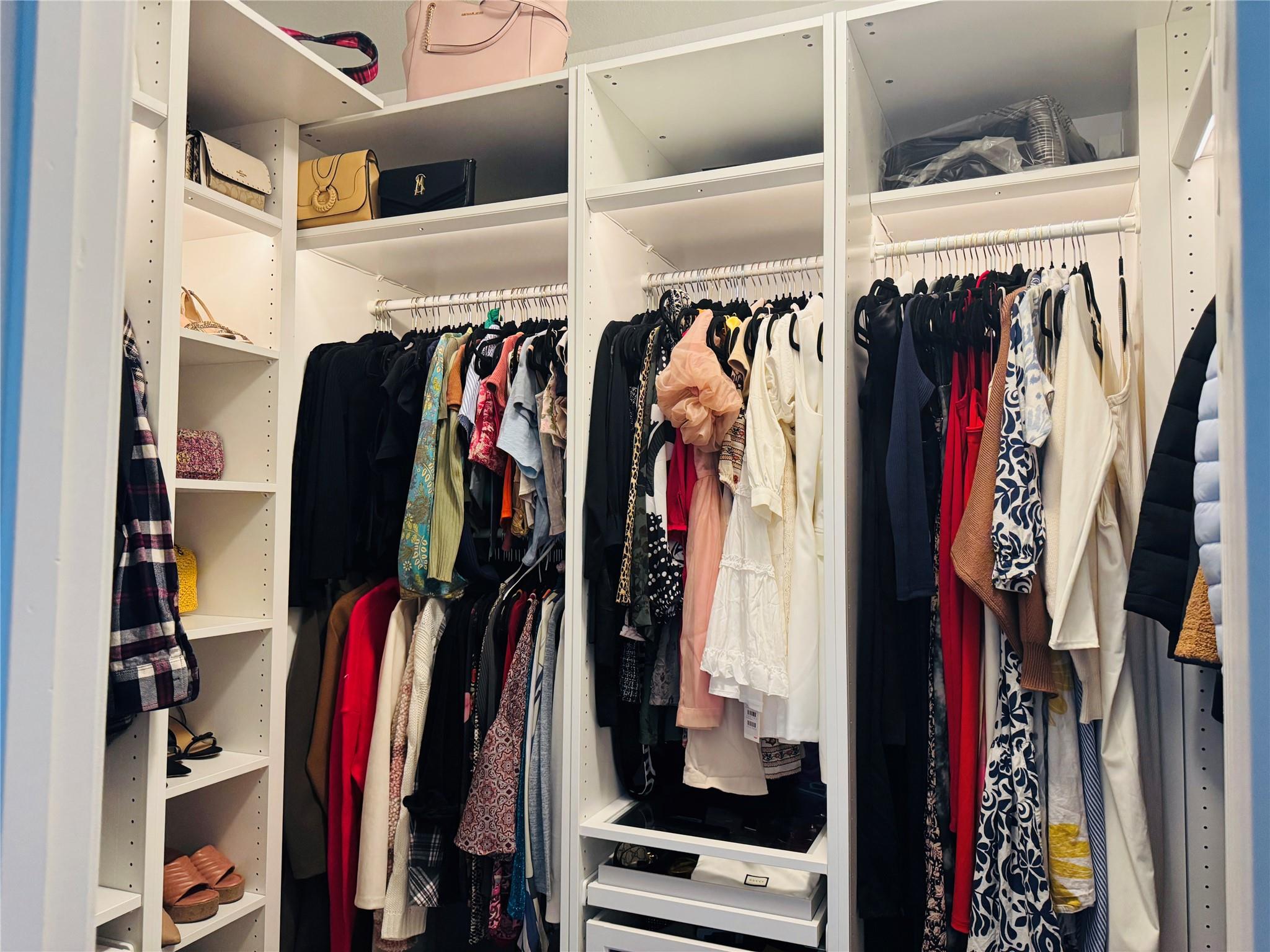 349 Rend Dr, Leander, TX 78641