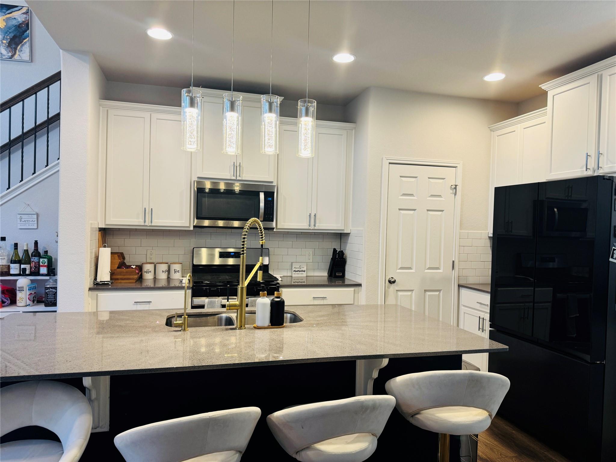 349 Rend Dr, Leander, TX 78641