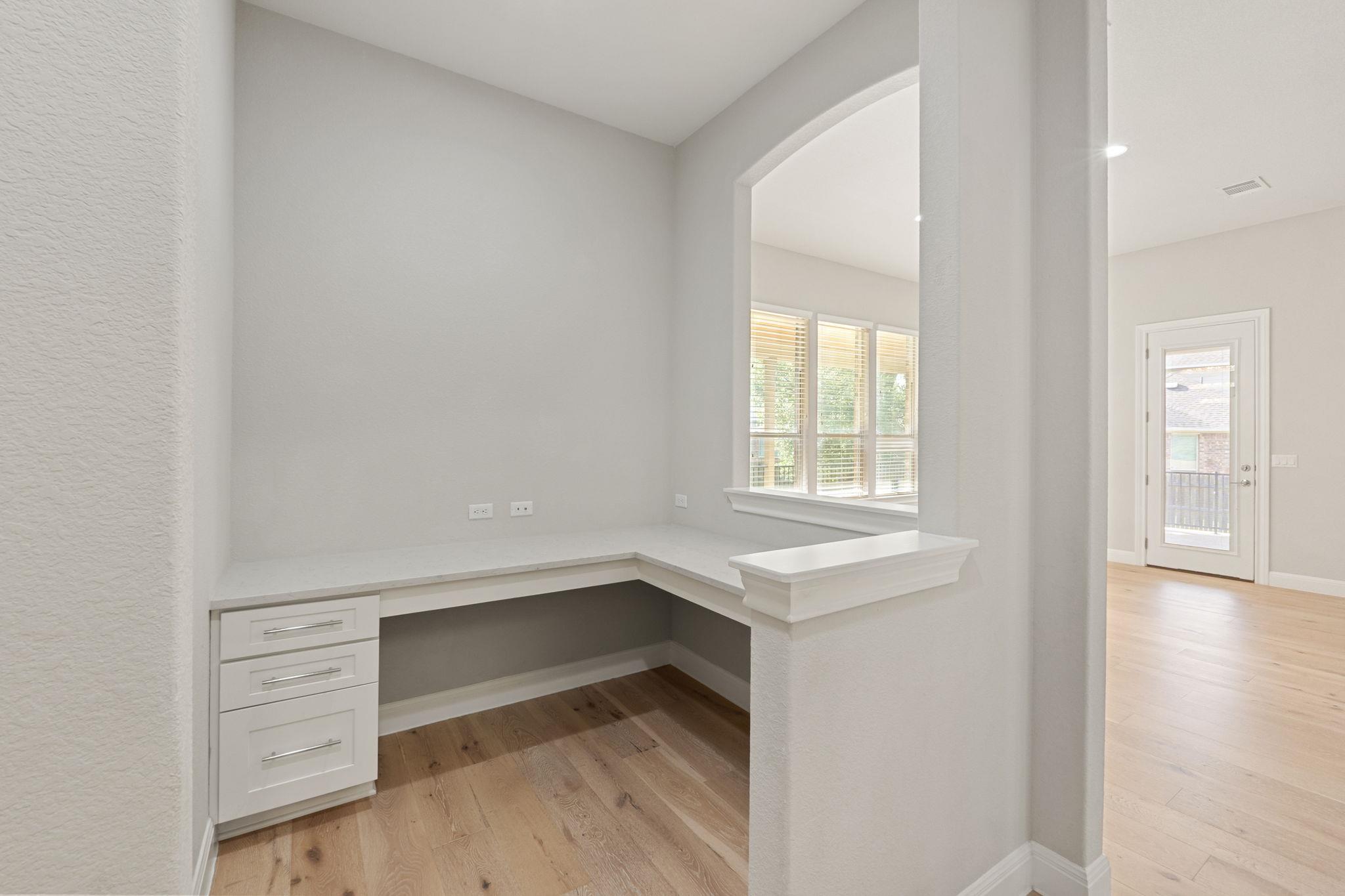 10709 Lavon Bnd, Austin, TX 78717