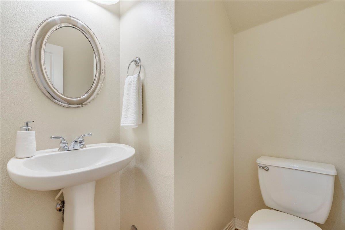 2115 Bluebonnet Ln 4A Ln # 4-A, Austin, TX 78704