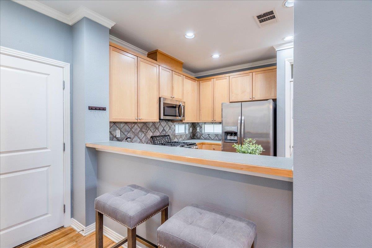 2115 Bluebonnet Ln 4A Ln # 4-A, Austin, TX 78704