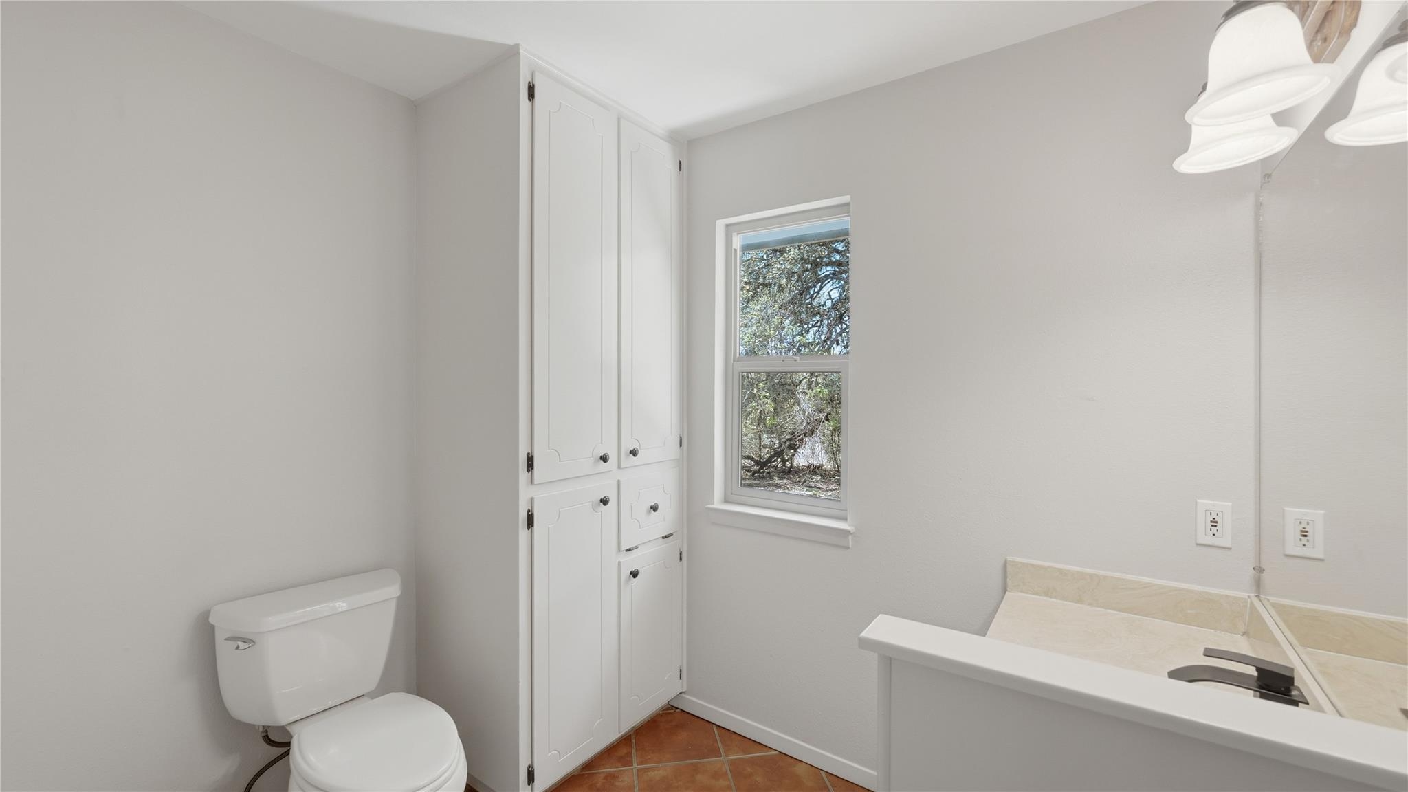 625 Mountain Laurel Dr, New Braunfels, TX 78132