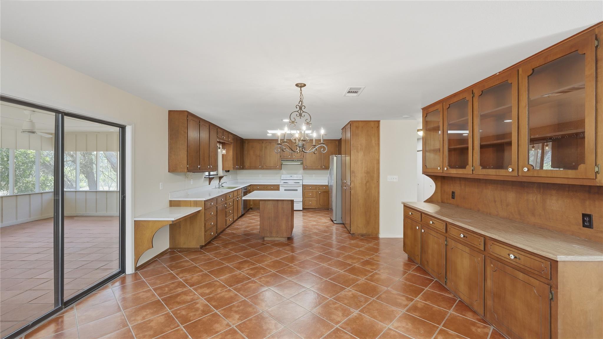 625 Mountain Laurel Dr, New Braunfels, TX 78132