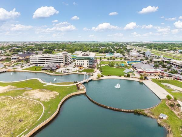 536 W Metcalfe St, Hutto, TX 78634