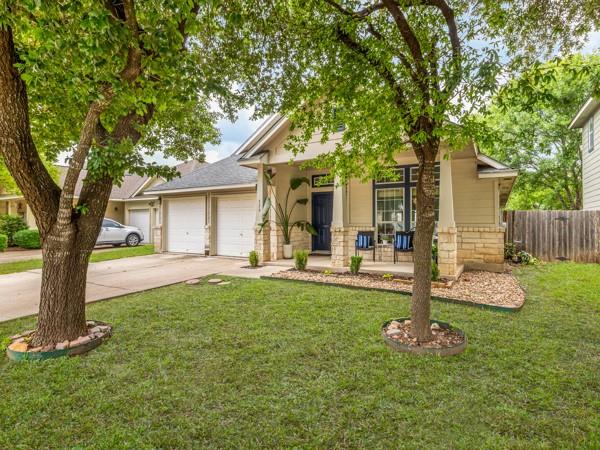 536 W Metcalfe St, Hutto, TX 78634