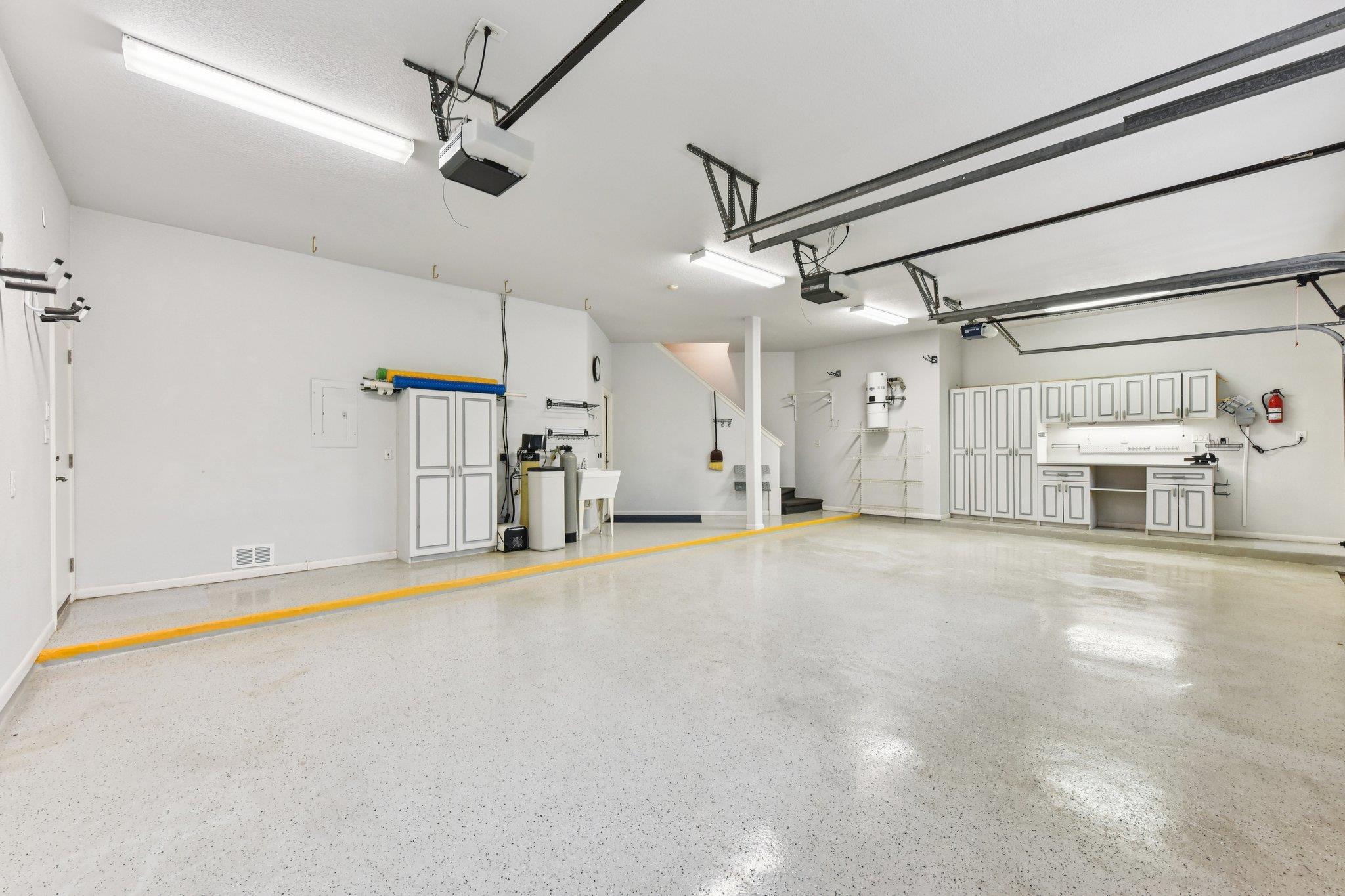 142 Llano Ct, Cedar Creek, TX 78612