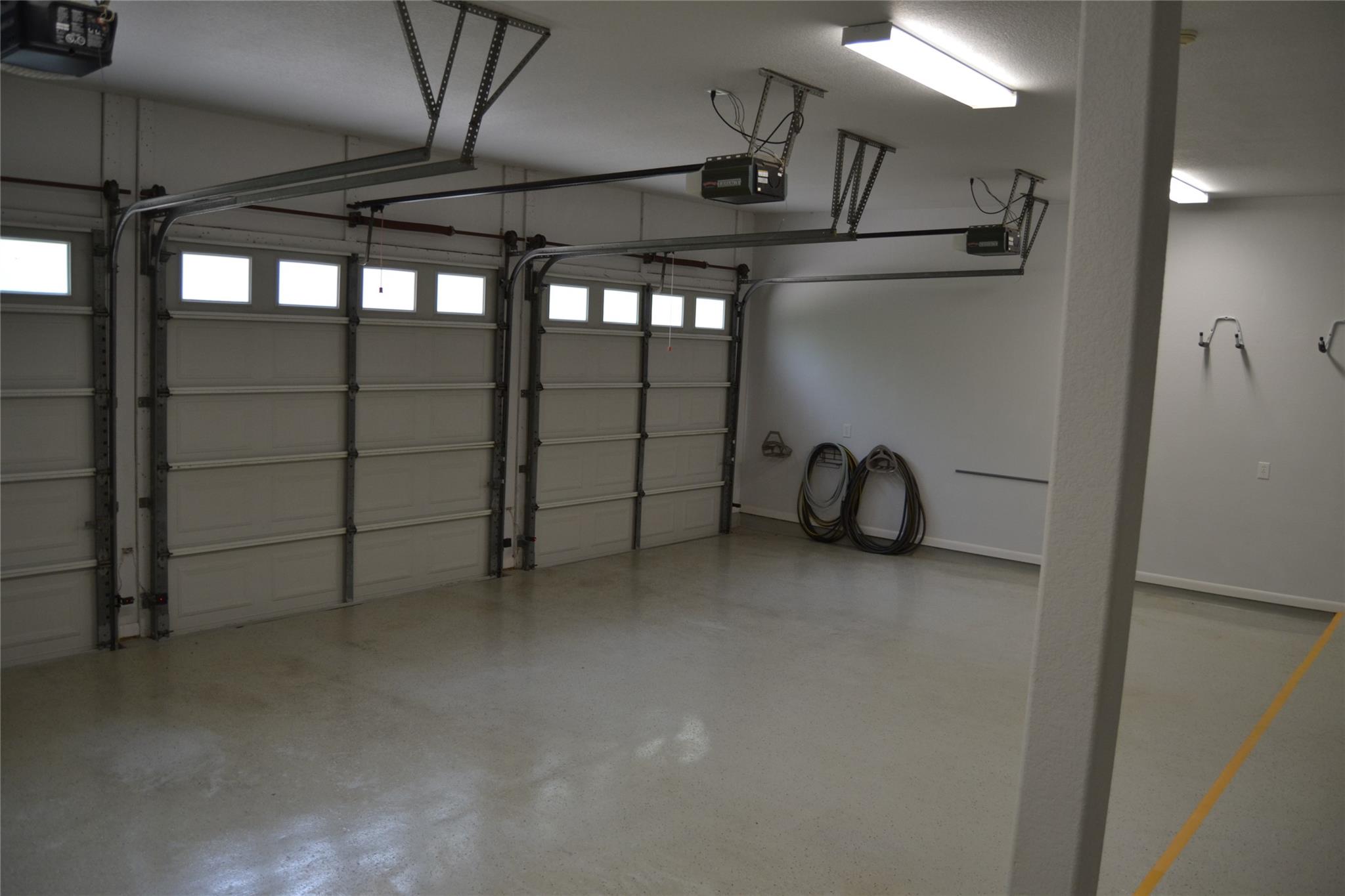 142 Llano Ct, Cedar Creek, TX 78612