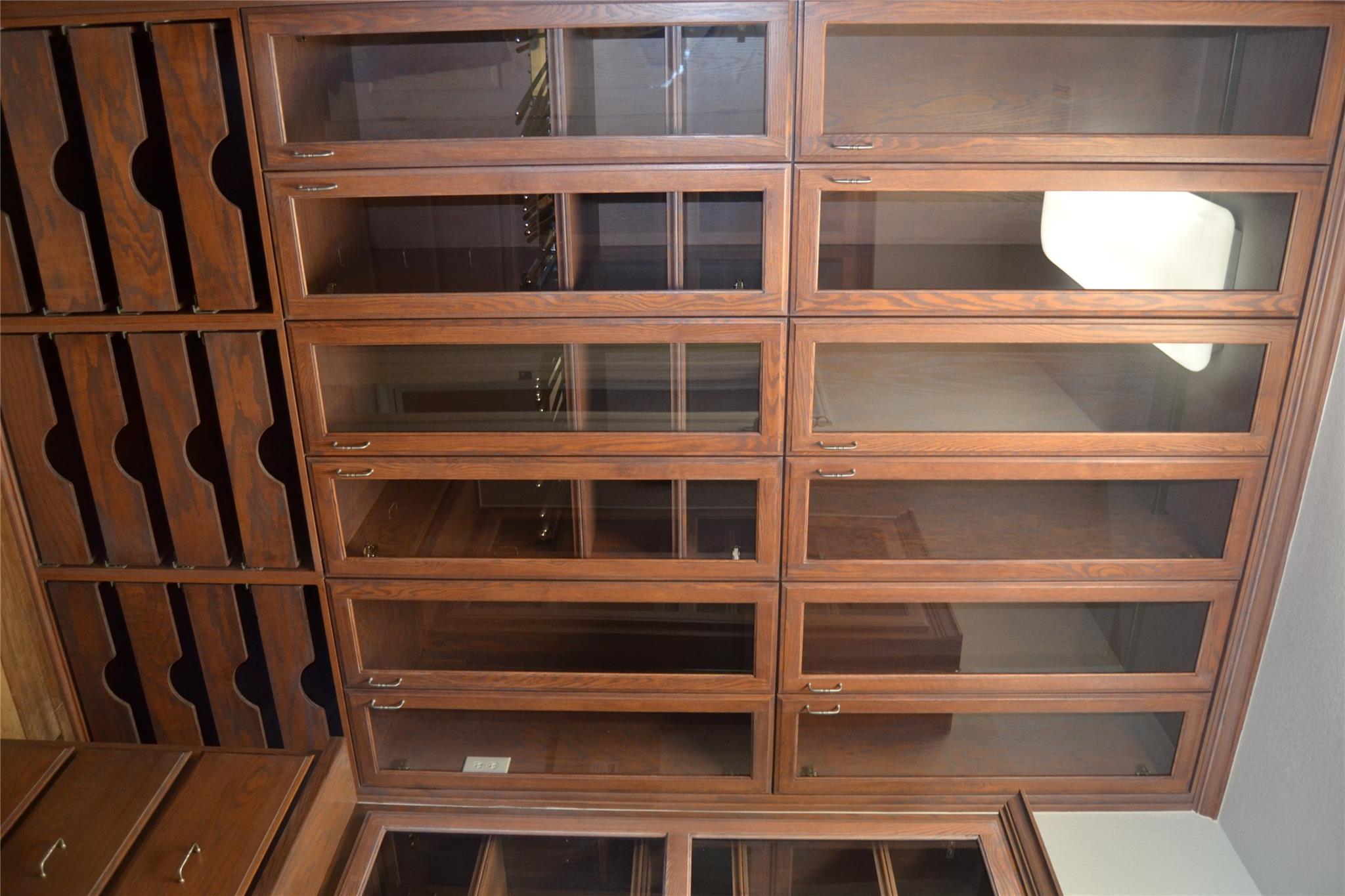 142 Llano Ct, Cedar Creek, TX 78612