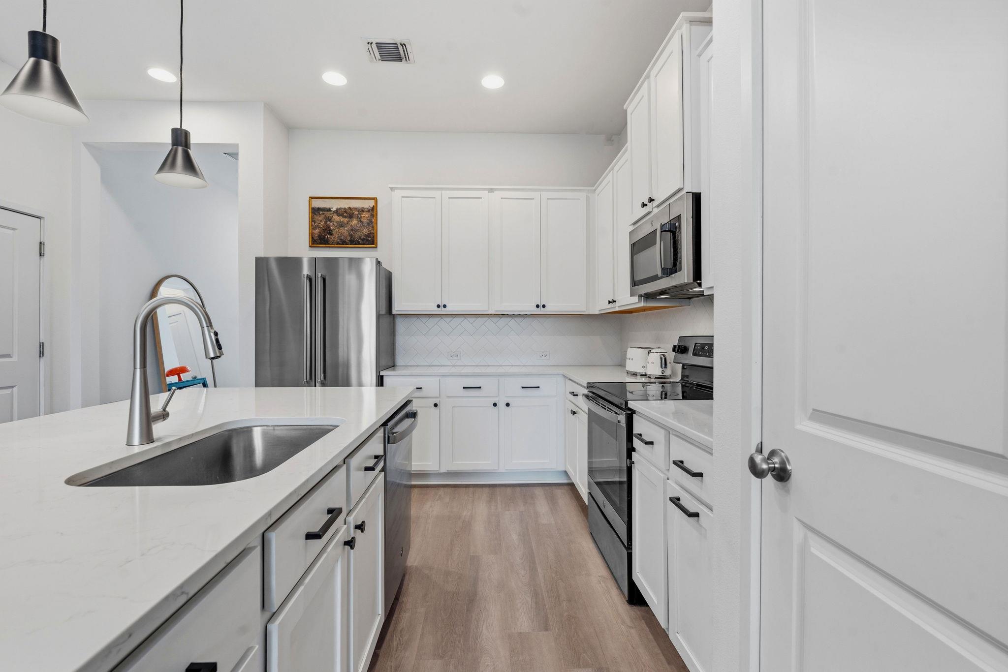 1102 Showbox St, Pflugerville, TX 78660