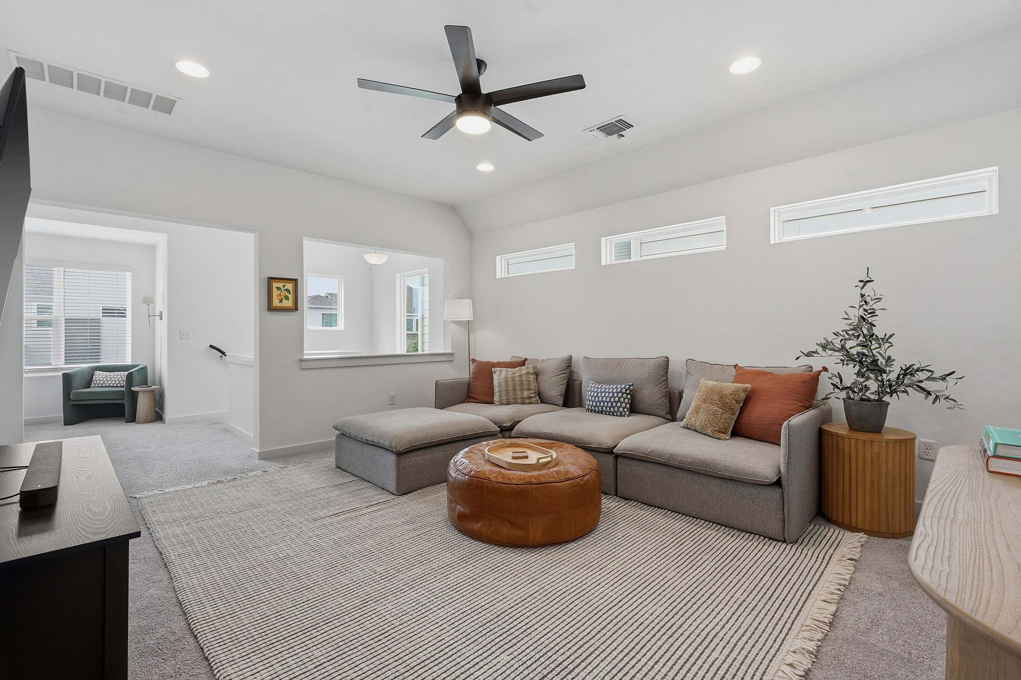 1102 Showbox St, Pflugerville, TX 78660