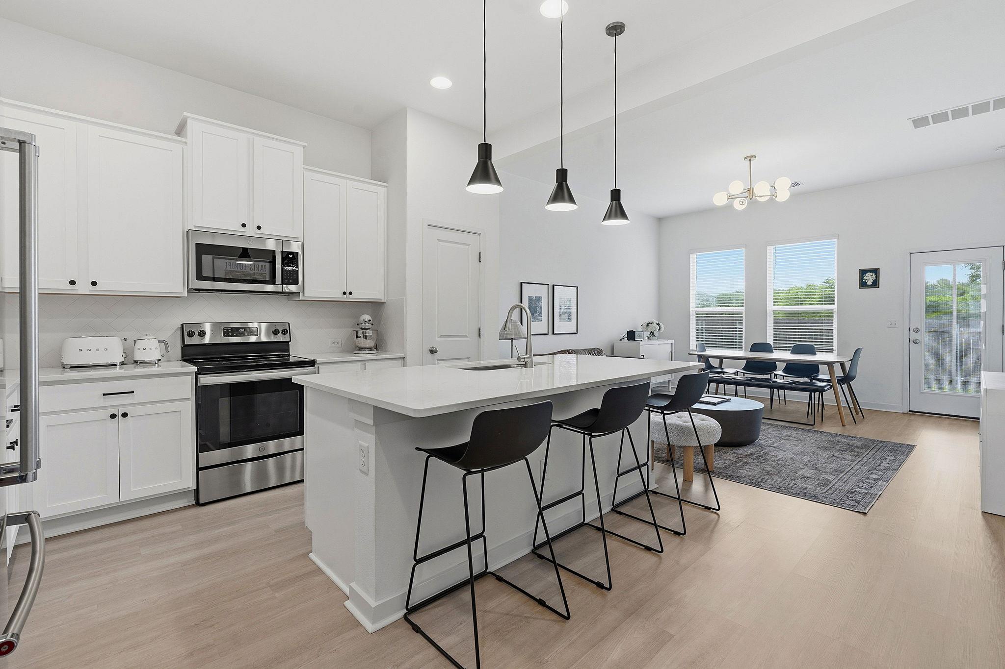 1102 Showbox St, Pflugerville, TX 78660