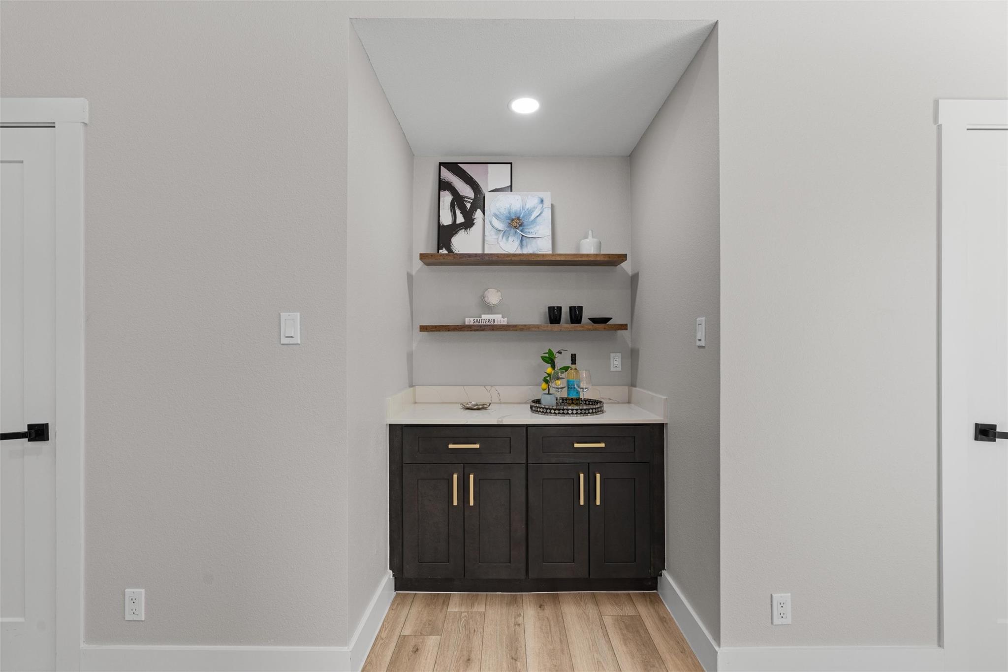 10016 Hidden Meadow Dr, Austin, TX 78750