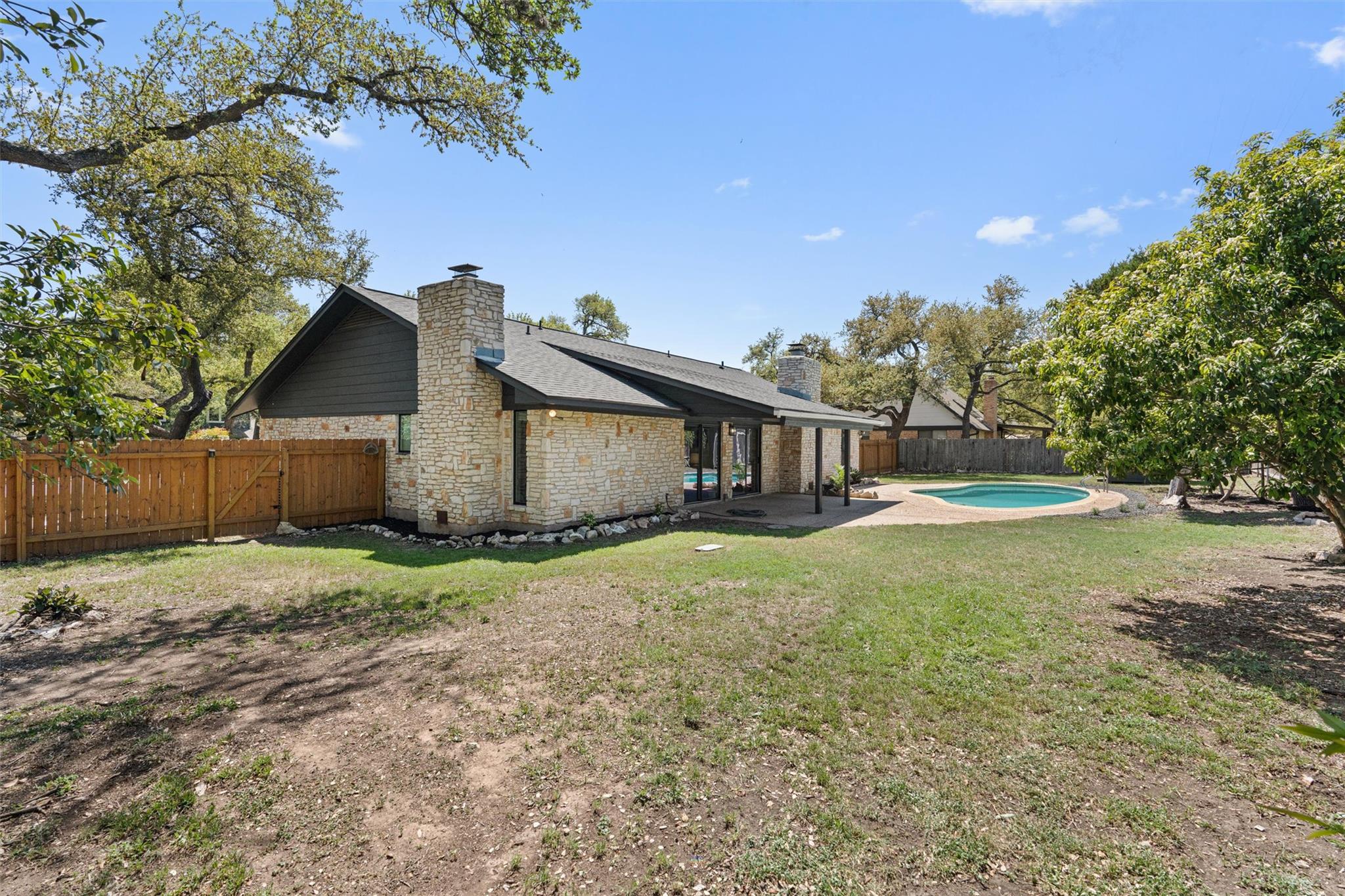 10016 Hidden Meadow Dr, Austin, TX 78750