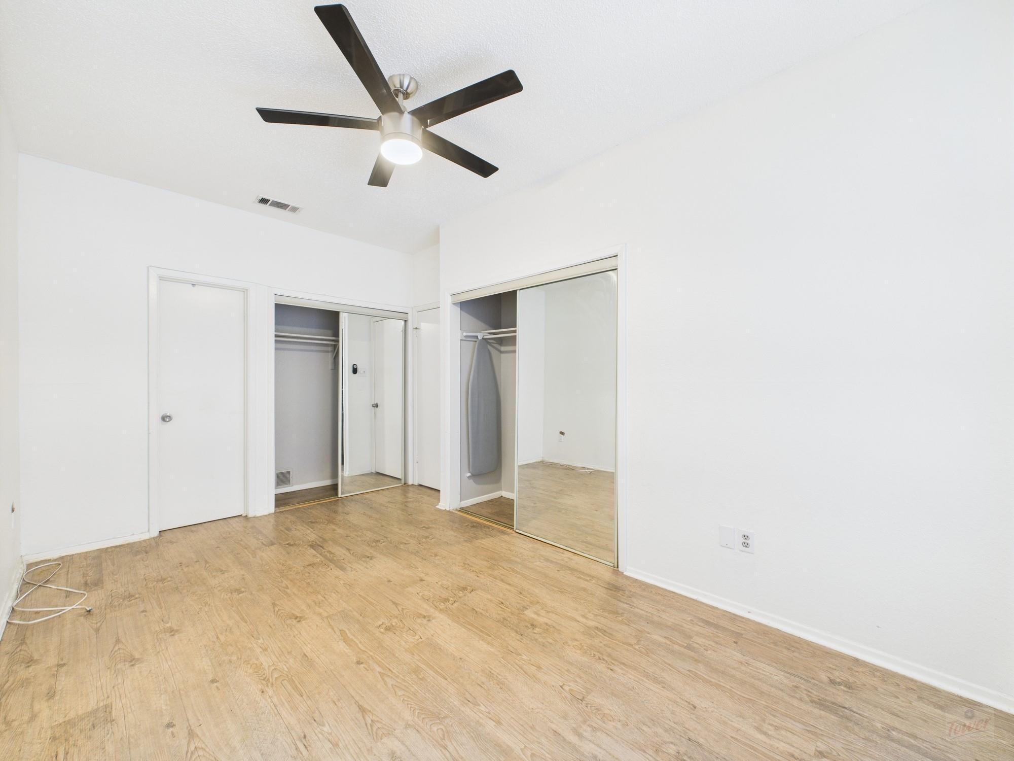 806 W 24th St # 114, Austin, TX 78705