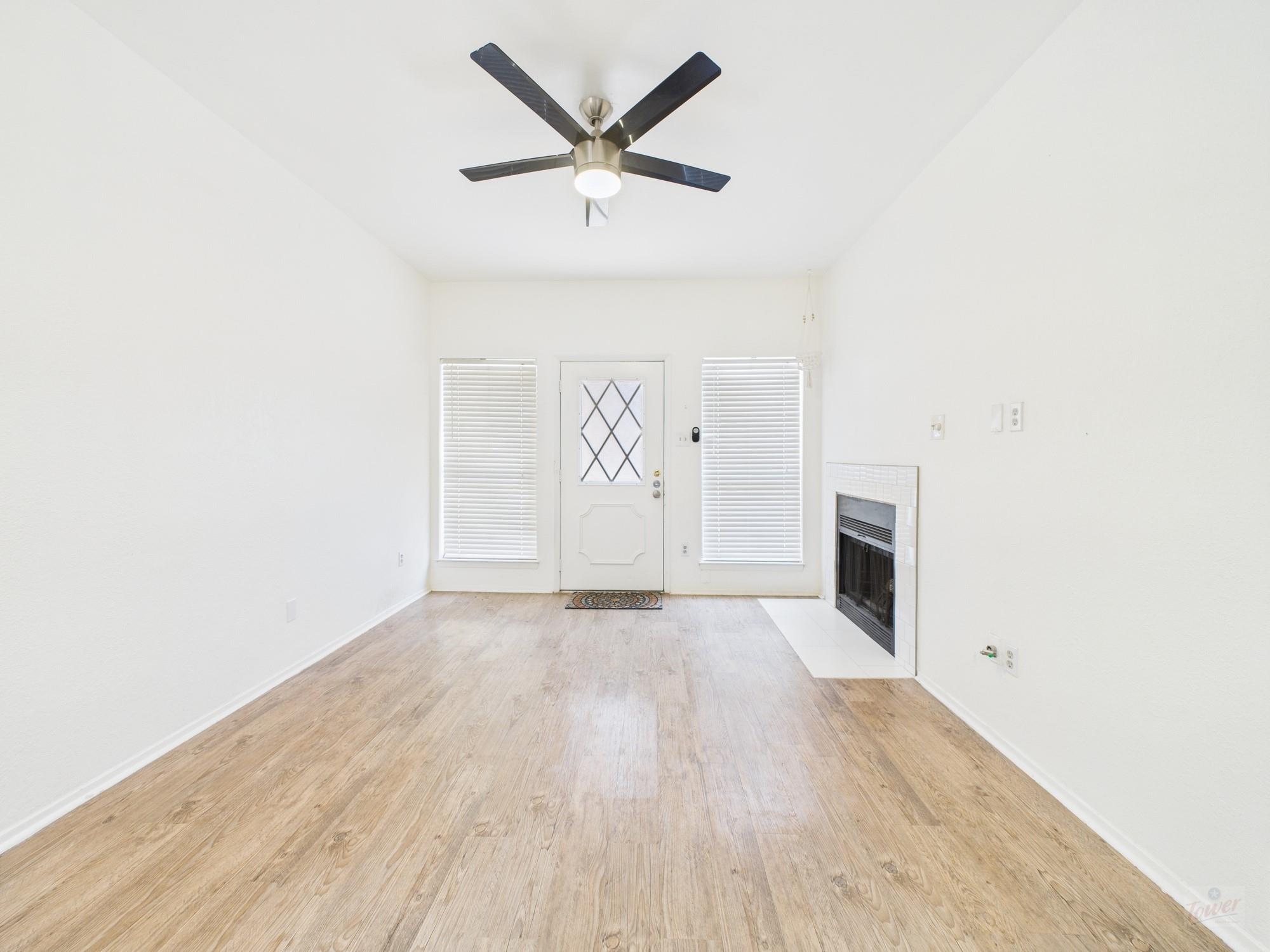 806 W 24th St # 114, Austin, TX 78705