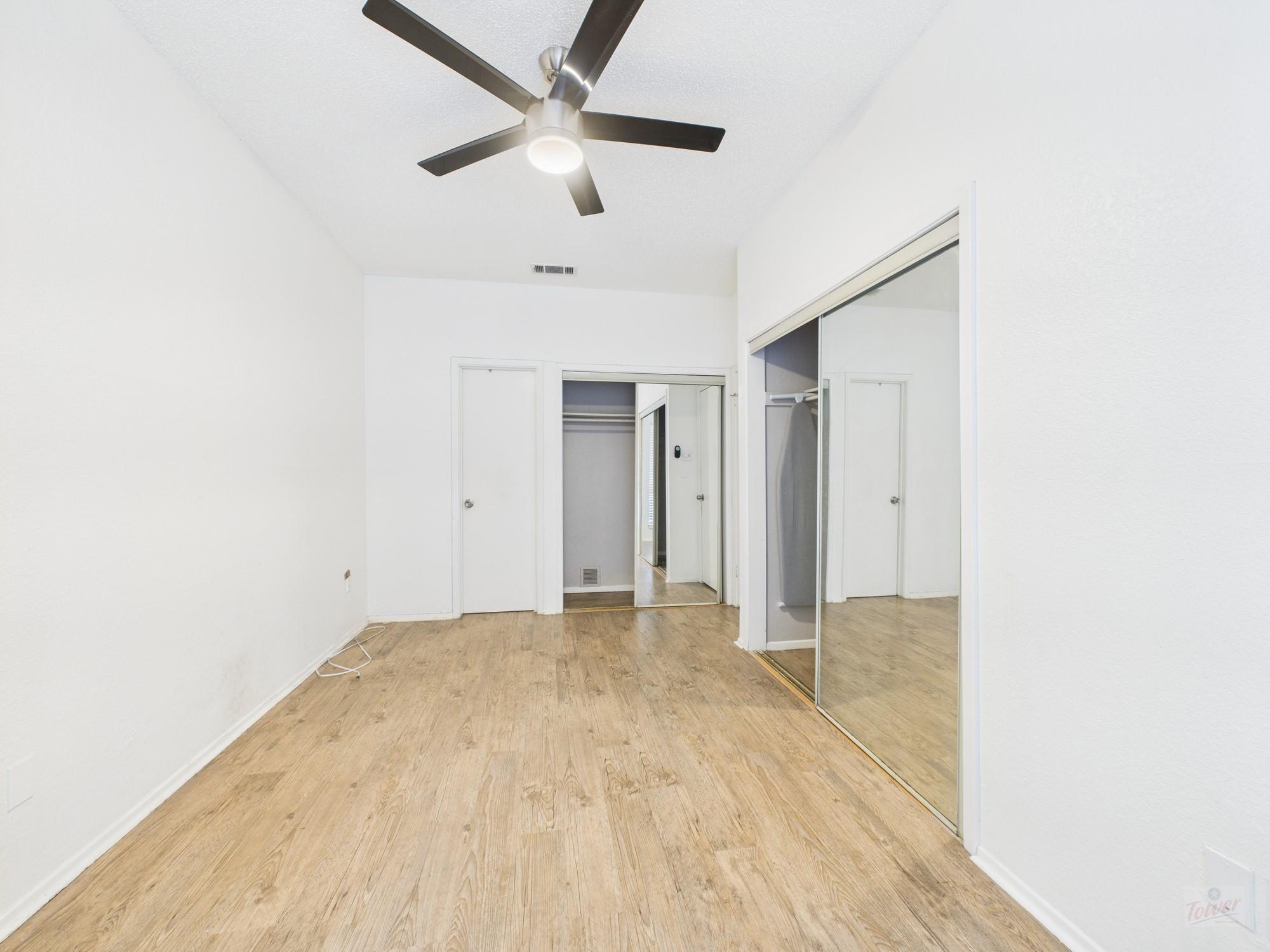 806 W 24th St # 114, Austin, TX 78705