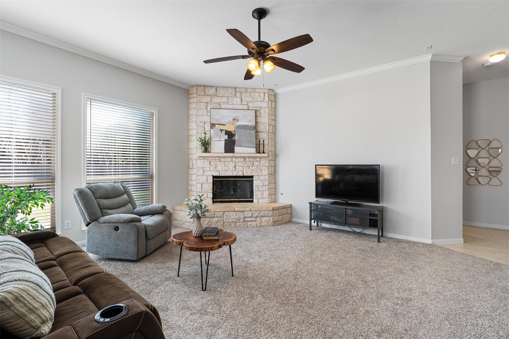 606 S Lynnwood Trl, Cedar Park, TX 78613