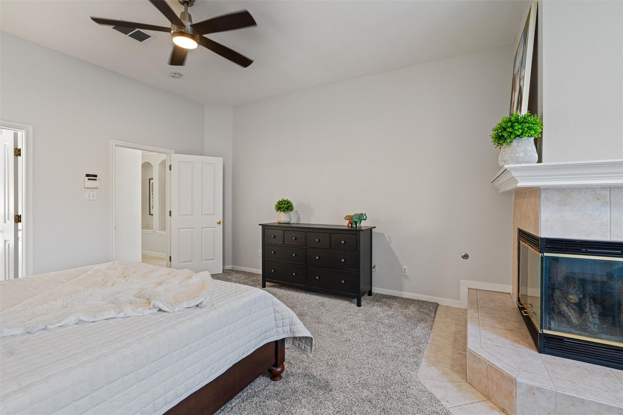 606 S Lynnwood Trl, Cedar Park, TX 78613