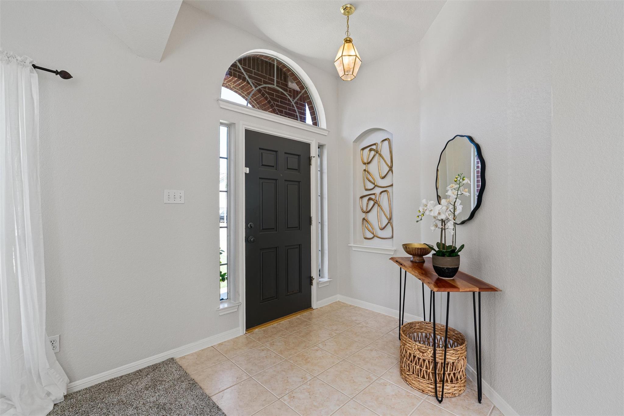 606 S Lynnwood Trl, Cedar Park, TX 78613