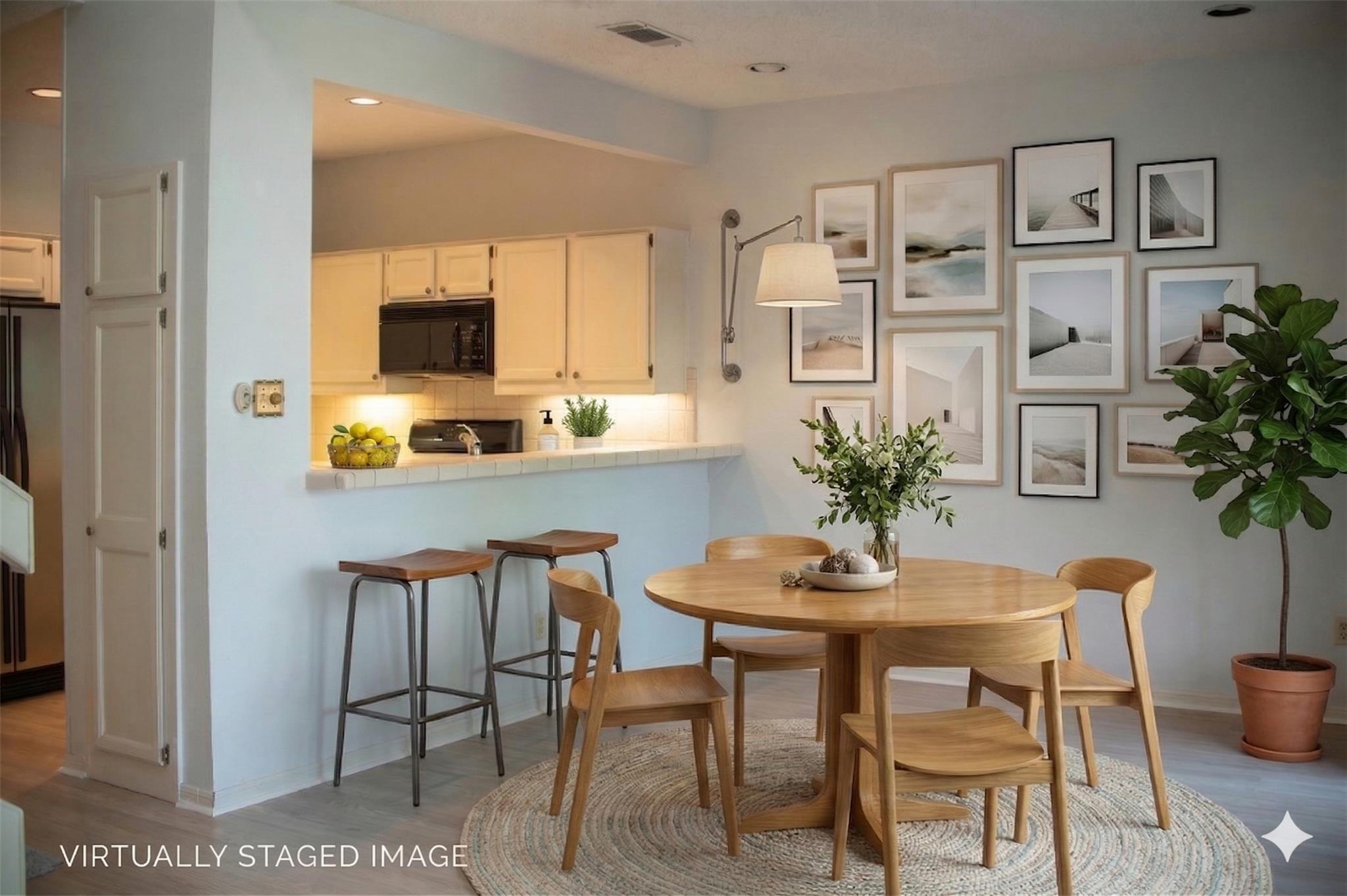 10819 Crown Colony Dr # 31, Austin, TX 78747