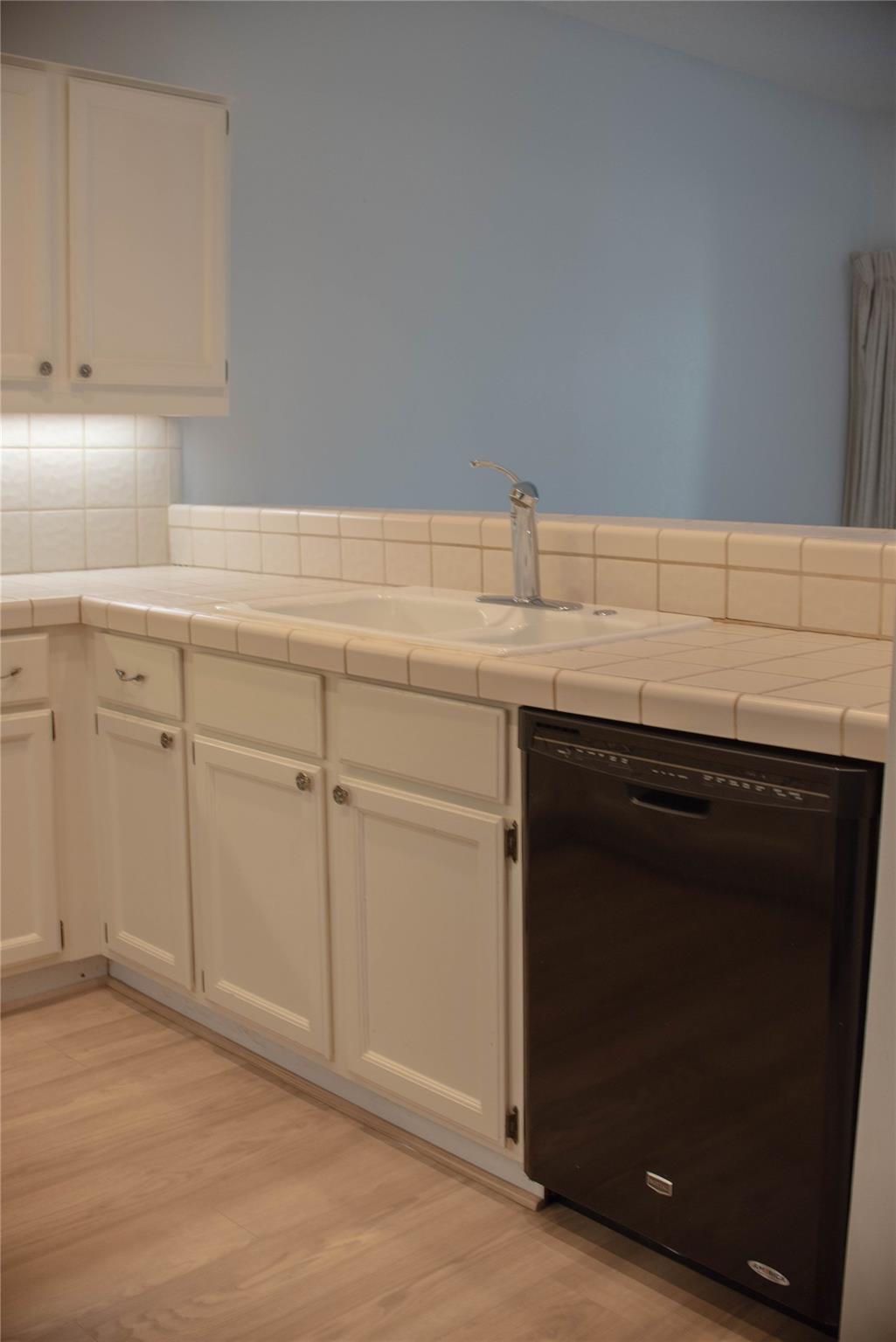 10819 Crown Colony Dr # 31, Austin, TX 78747