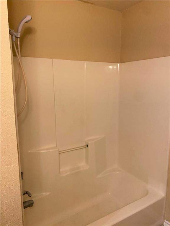 204 Hall St # A, Elgin, TX 78621